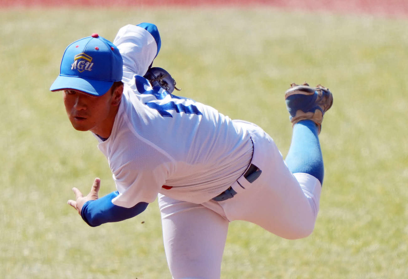 国学院大対青学大　先発の青学大・渡辺（撮影・小島史椰）