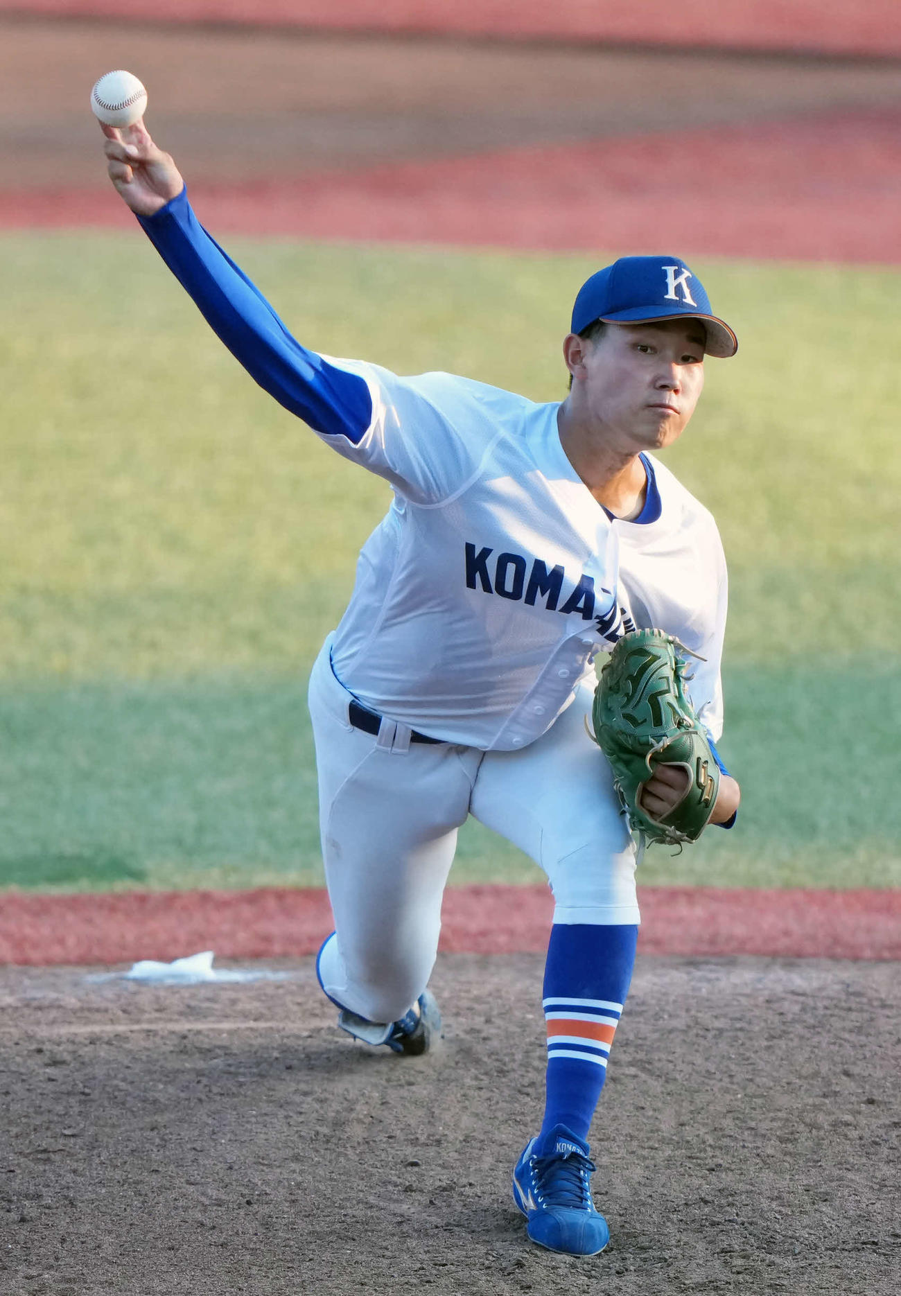 駒大対東洋大　先発の駒大・仲井（撮影・小島史椰）