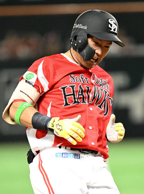 ソフトバンク】18年目ベテラン躍動！4番中村晃2点適時三塁打「牧原