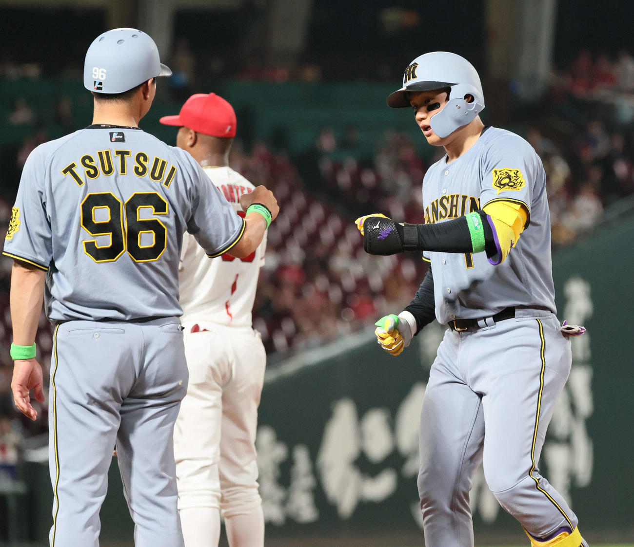 広島対阪神　9回表阪神2死二塁、森下は左適時打を放つ（撮影・加藤孝規）