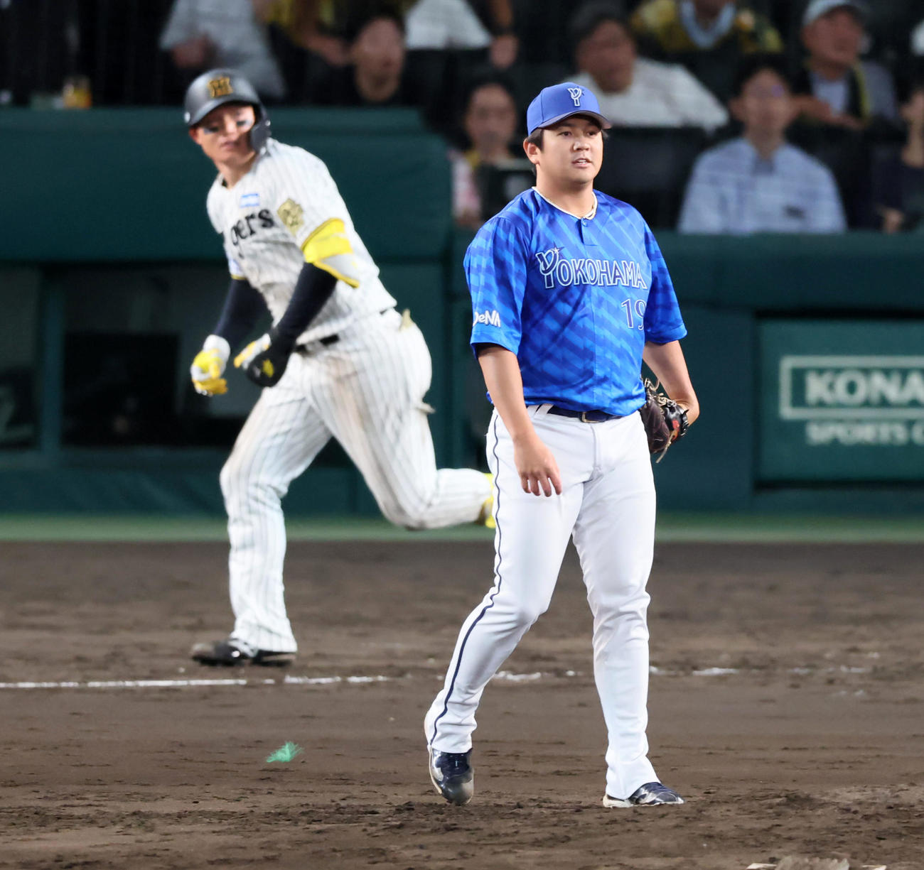 阪神対DeNA 5回裏阪神2死、山崎は森下翔太に左越えソロ本塁打を浴びる（撮影・加藤哉）