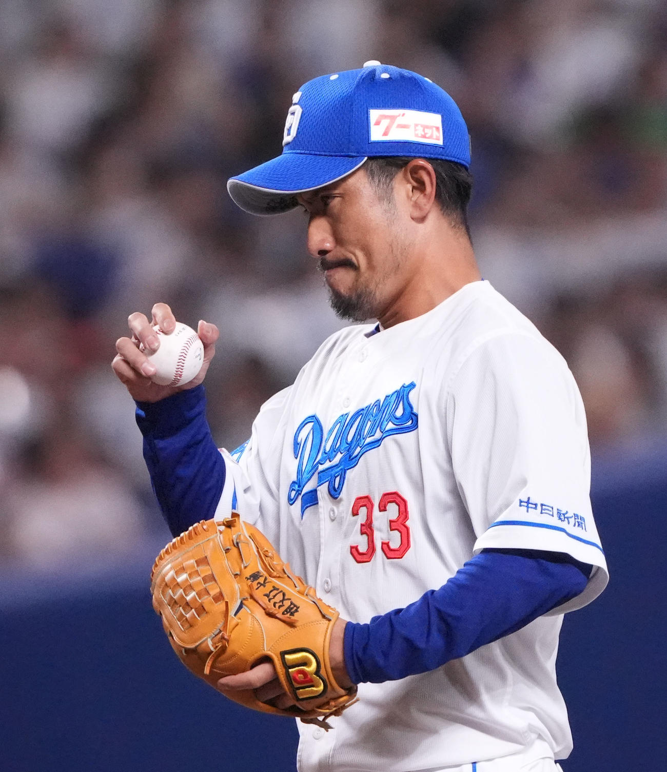 中日対ヤクルト　8回表、中日3番手で登板する祖父江（撮影・森本幸一）