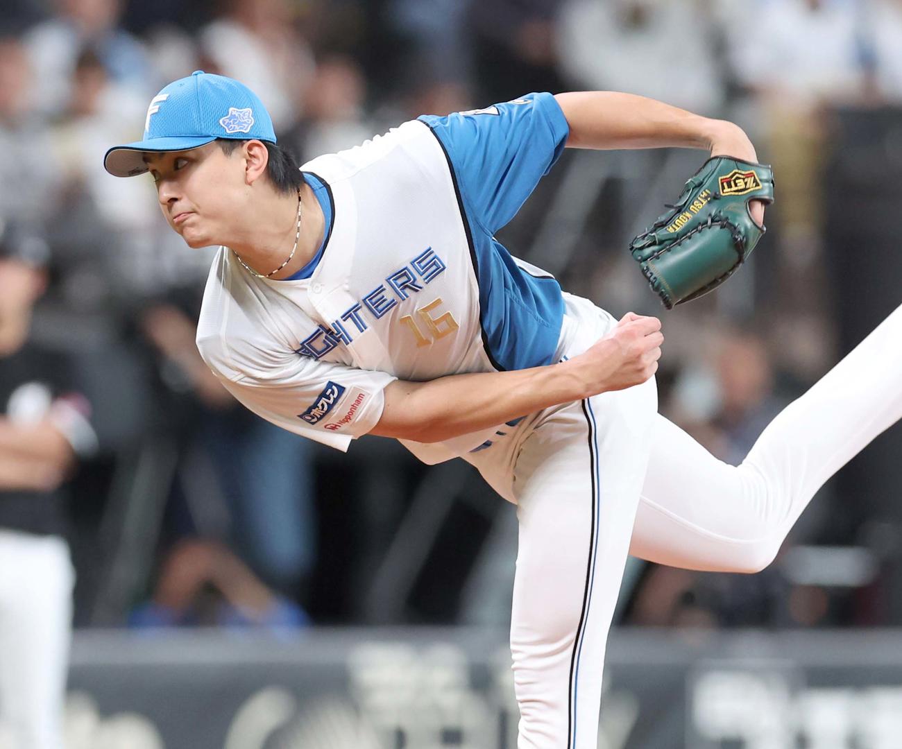 日本ハム対ロッテ　日本ハム先発の達（撮影・黒川智章）