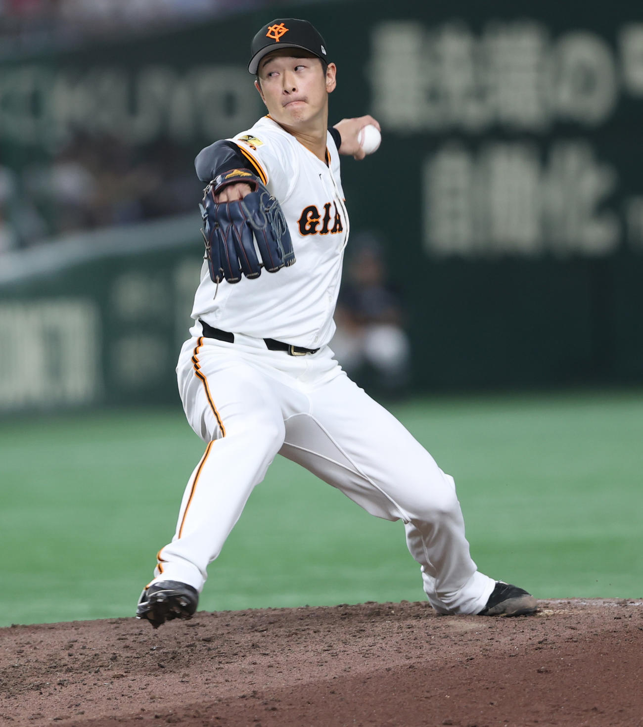 巨人対広島　巨人3番手中川（撮影・水谷安孝）