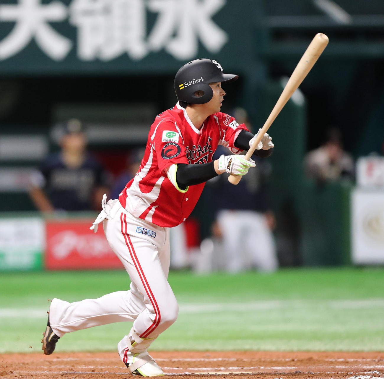 ソフトバンク対オリックス　9回裏ソフトバンク無死、川瀬は中越え二塁打を放つ（撮影・梅根麻紀）