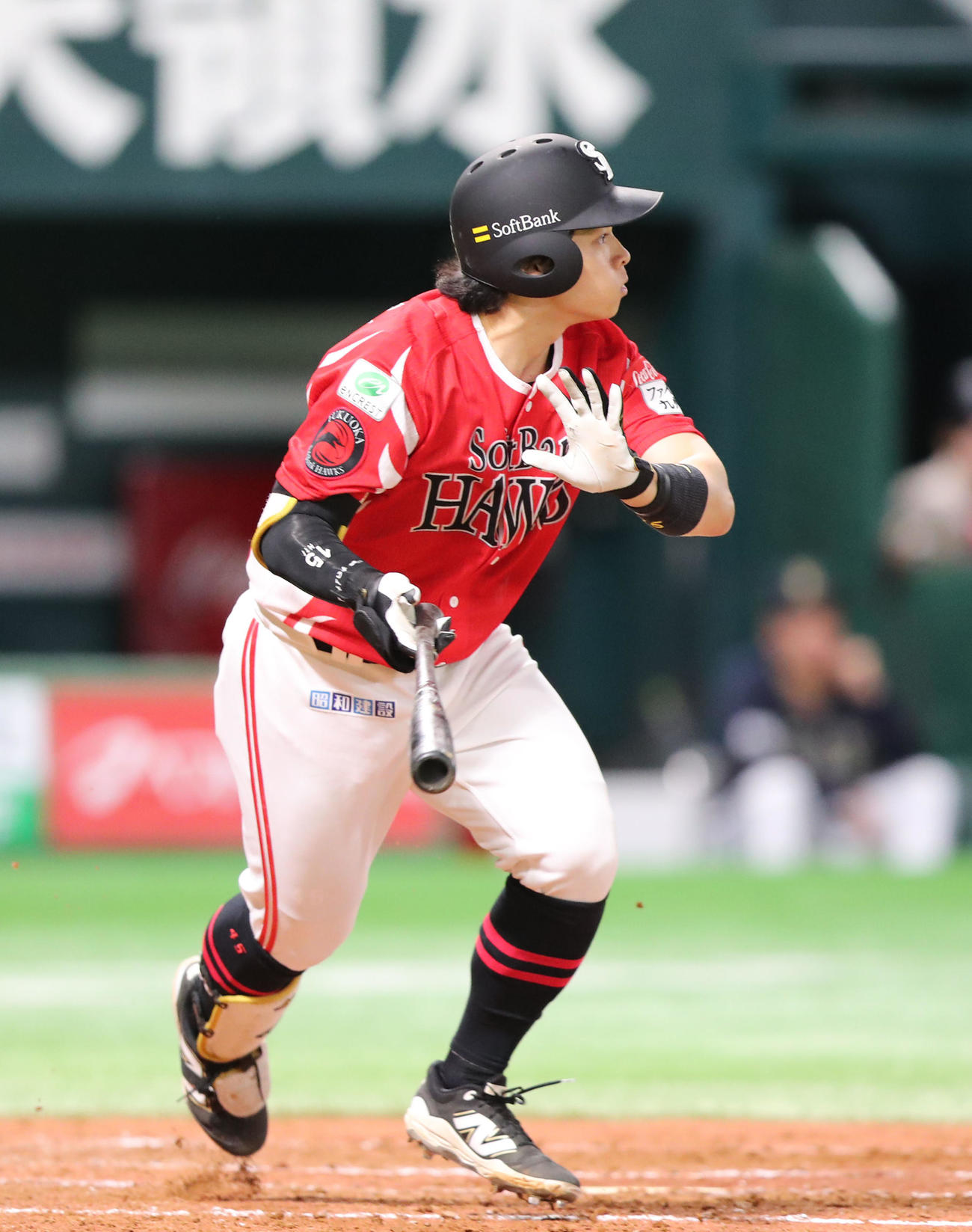 ソフトバンク対オリックス　4回裏ソフトバンク無死、谷川原は中越え二塁打を放つ（撮影・梅根麻紀）