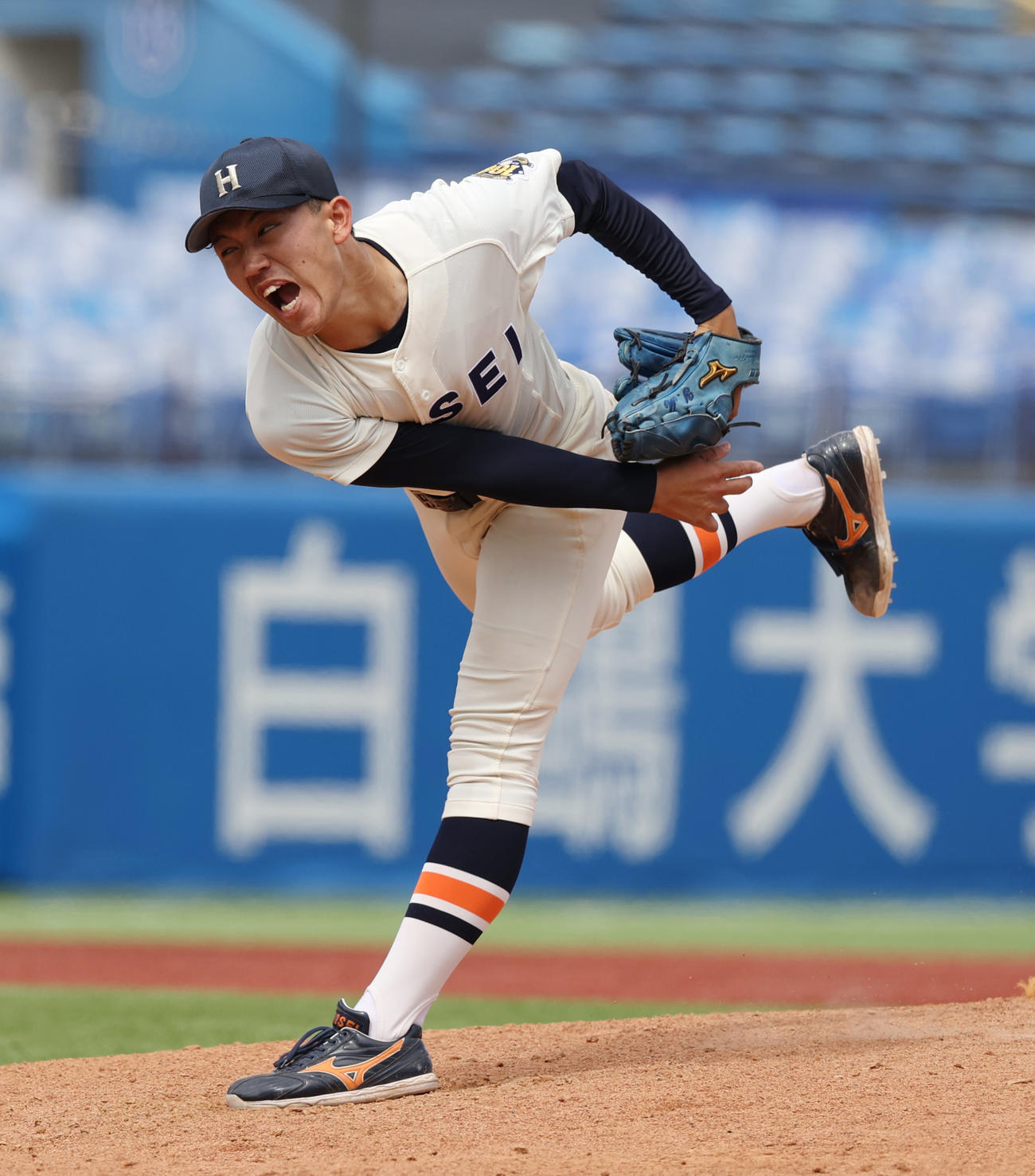 立大対法大　先発した法大・丸山（撮影・柴田隆二）　　