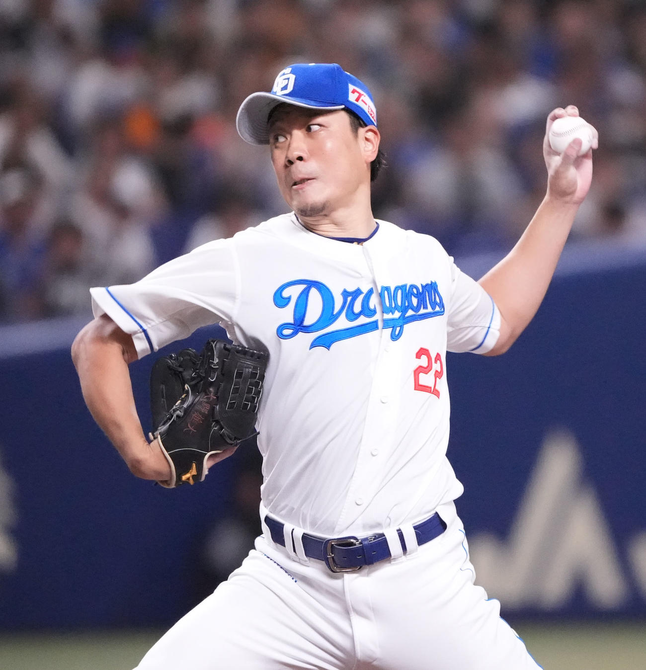 中日対巨人　3回表、力投する中日先発の大野（撮影・森本幸一）