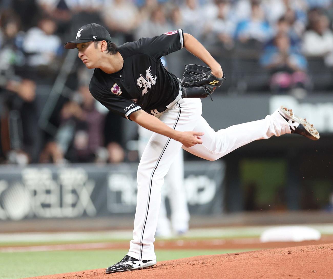 日本ハム対ロッテ　ロッテ先発の河村（撮影・黒川智章）