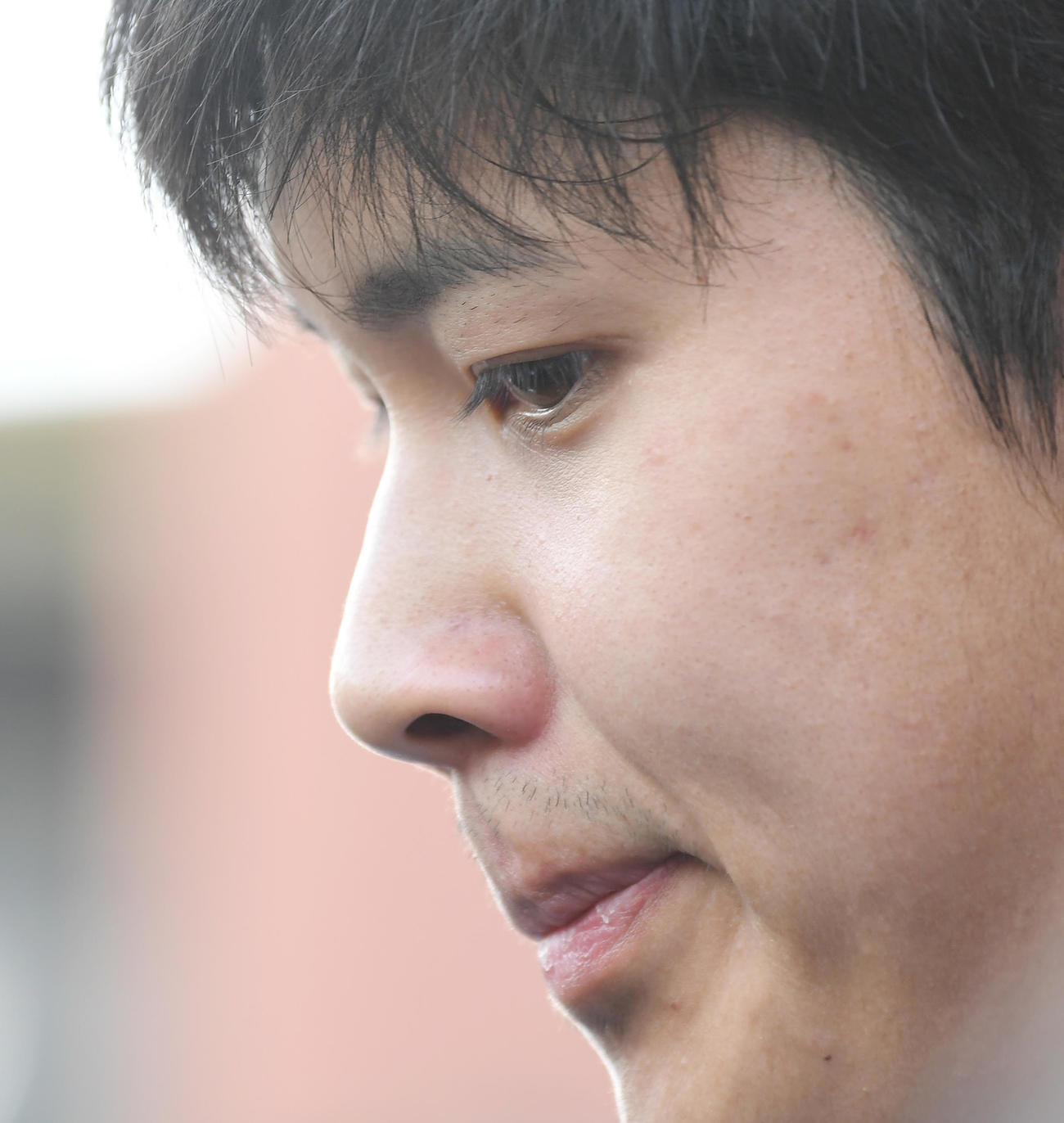 WBC出場回避の発表から一夜明け、会見で心境を語る日本ハム大谷（撮影・菅敏）