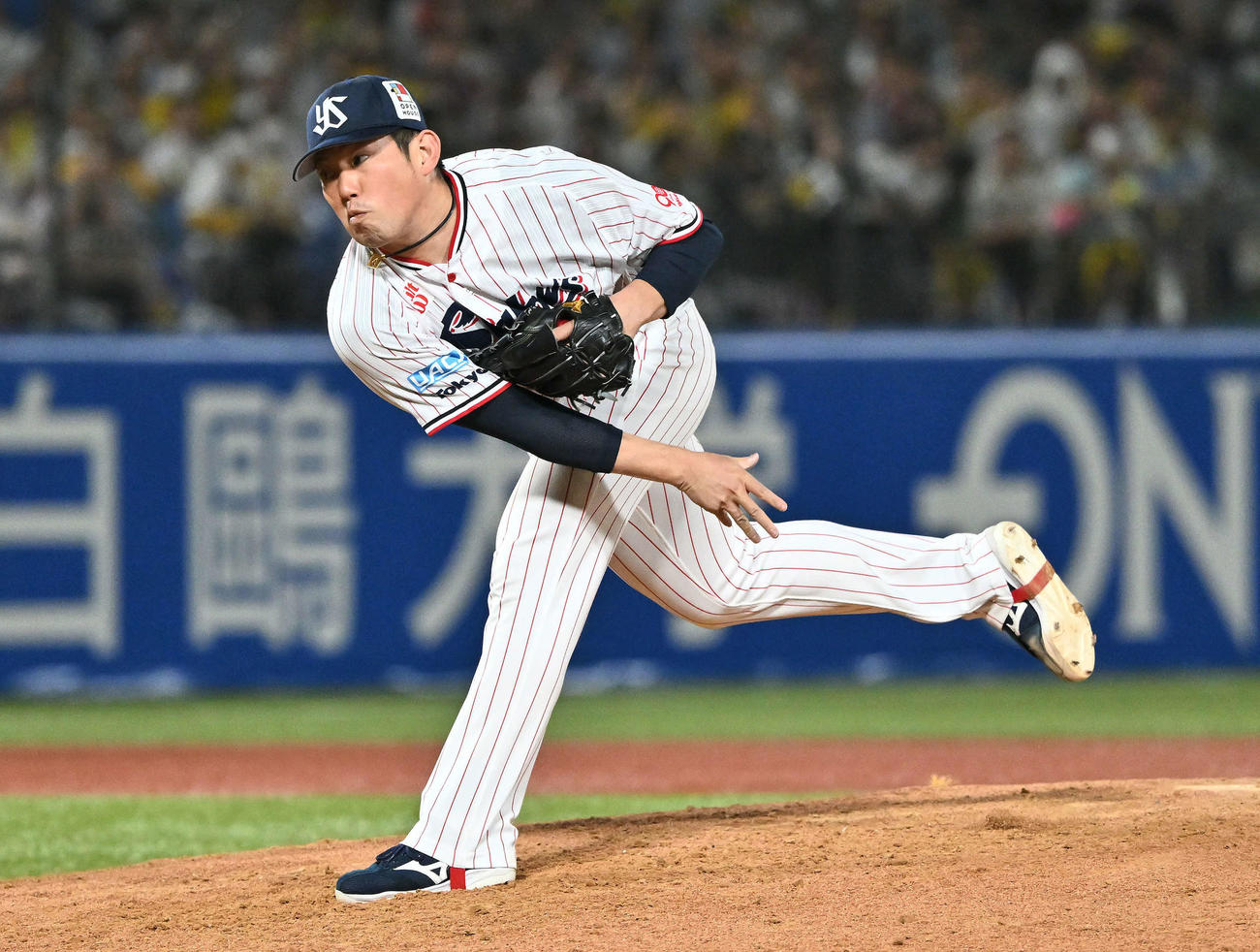 ヤクルト対阪神　ヤクルト3番手の大西（撮影・滝沢徹郎）