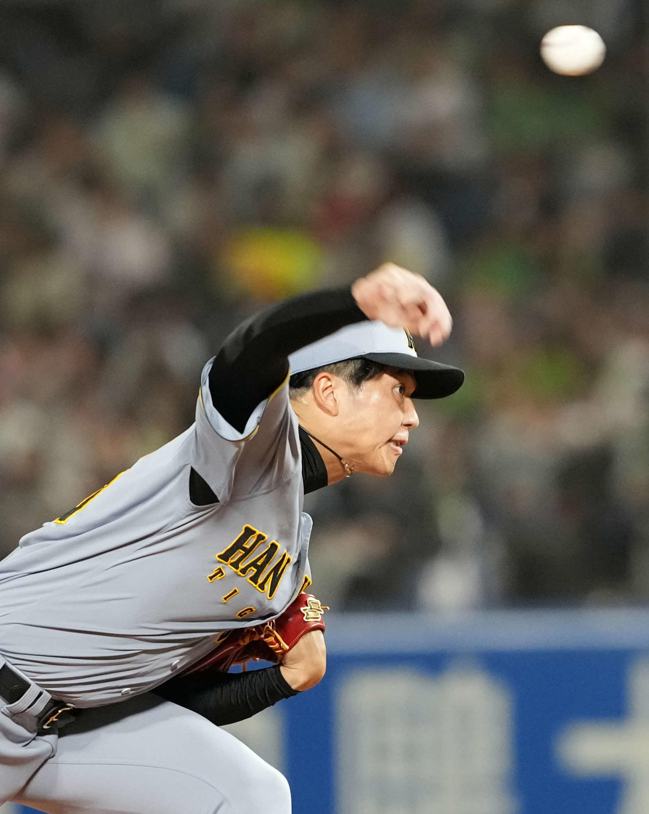 ヤクルト対阪神　力投する阪神先発の才木（撮影・井上学）
