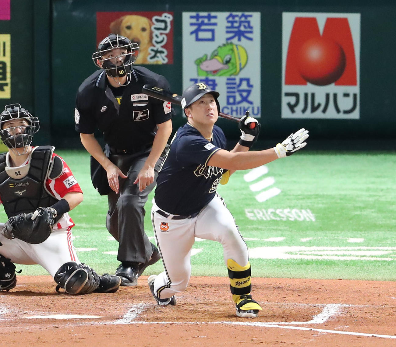 ソフトバンク対オリックス　8回表オリックス無死、杉本は左越えに先制本塁打を放つ（撮影・梅根麻紀）