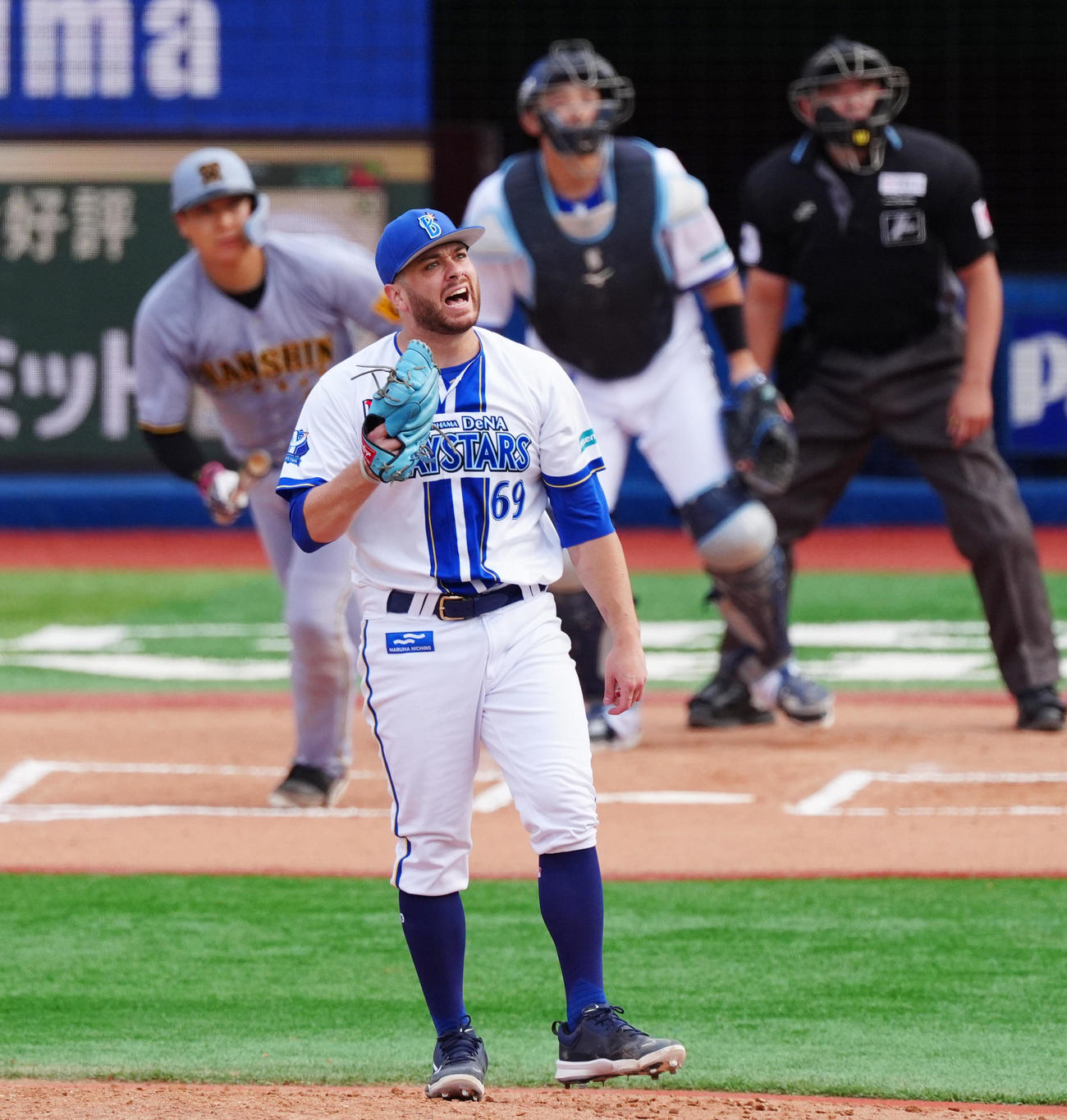 DeNA対阪神　6回表阪神無死、大山に左越えソロ本塁打を浴びるケイ（撮影・清水貴仁）