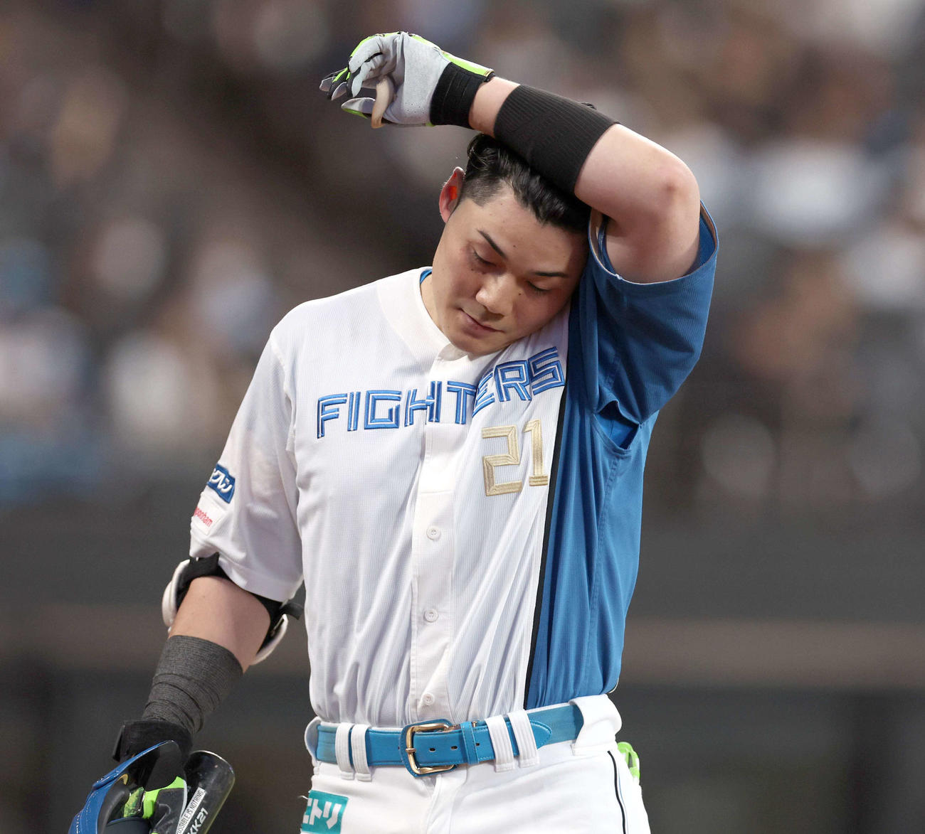 日本ハム対楽天　7回裏日本ハム1死一、二塁、三振に終わる清宮幸（撮影・黒川智章）