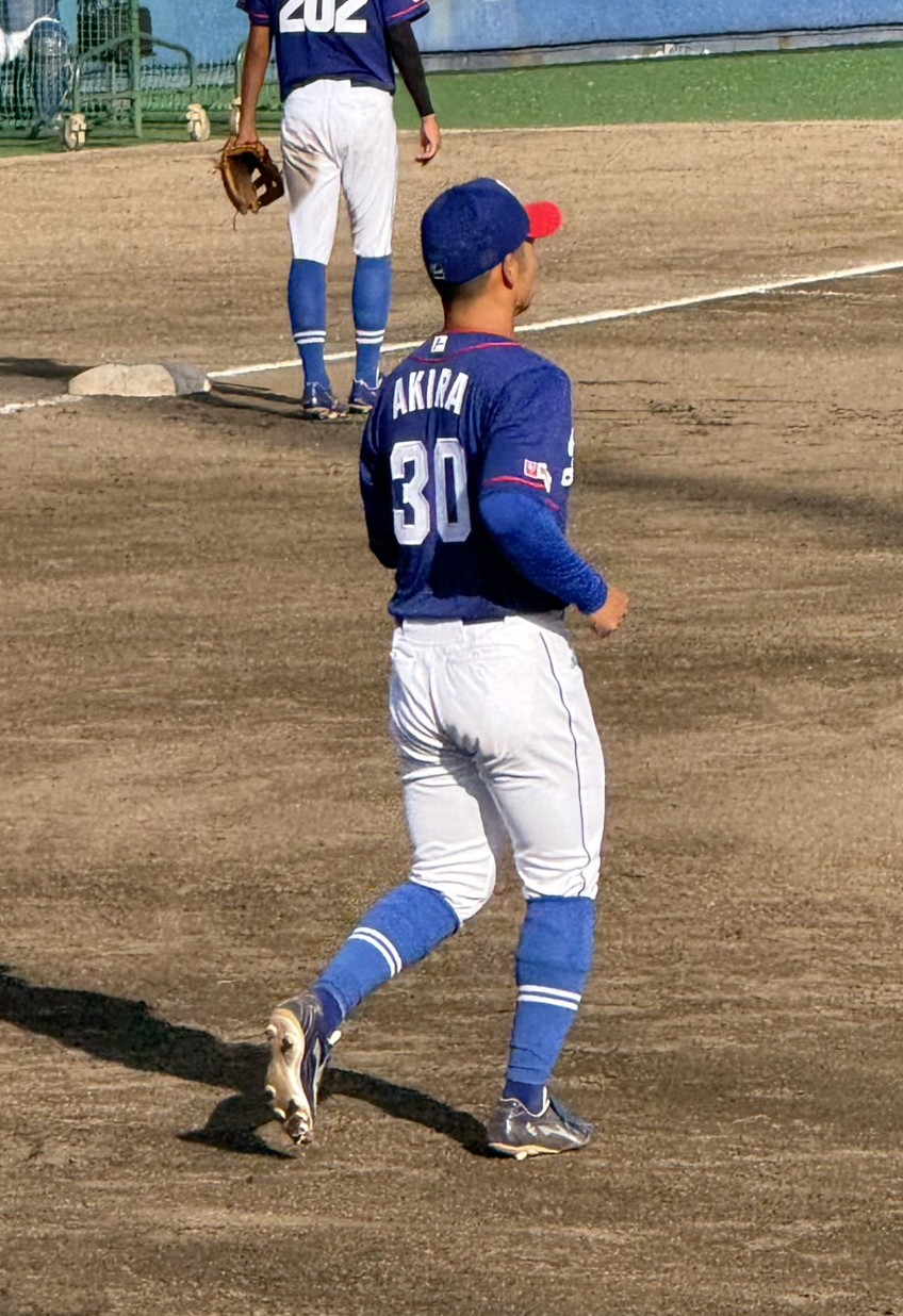 ウエスタンリーグ　中日対くふうハヤテ　延長10回タイブレークに登板した中日根尾は1死二、三塁から和辻に中前2点適時打を許す