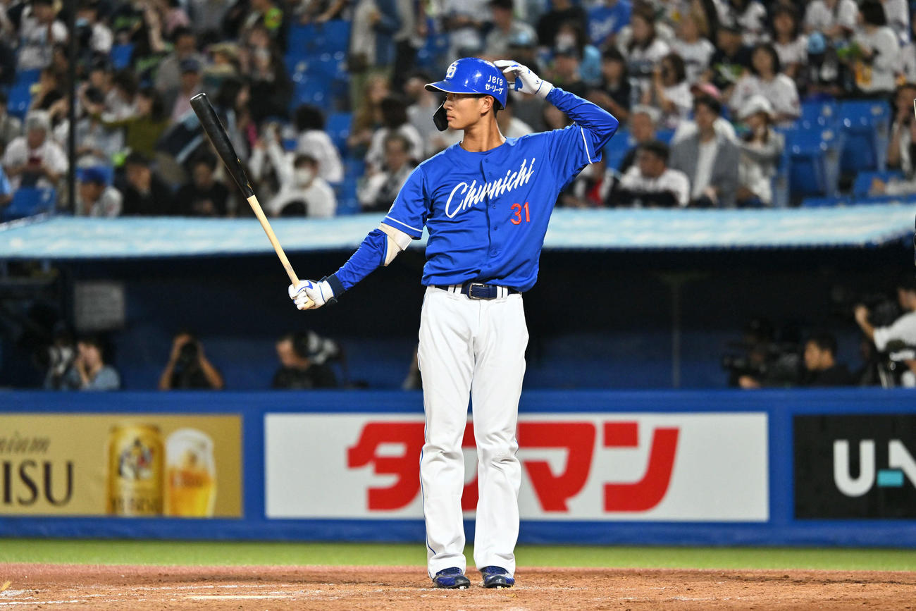 ヤクルト対中日　3回表中日無死、打席に立つ森駿（撮影・滝沢徹郎）