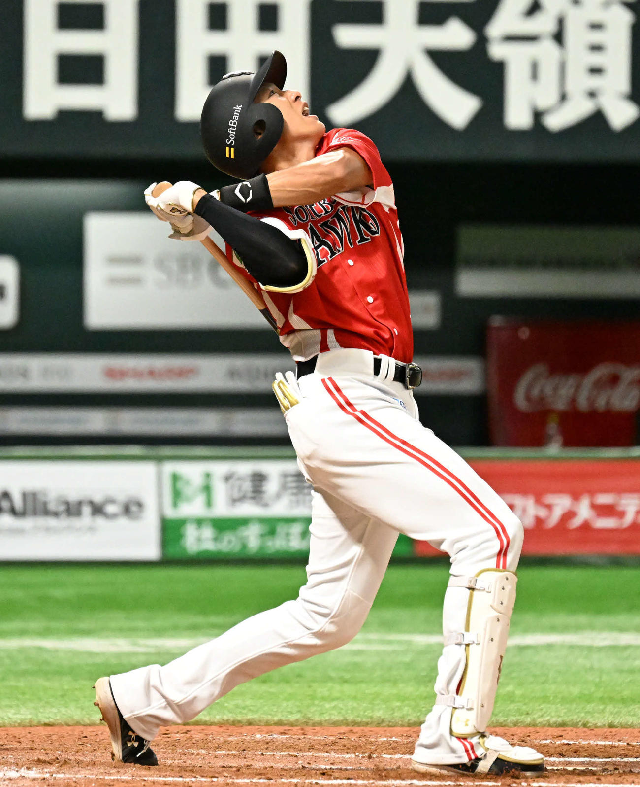 ソフトバンク対オリックス　7回裏ソフトバンク2死一、二塁、柳田は遊飛に倒れる（撮影・林敢治）