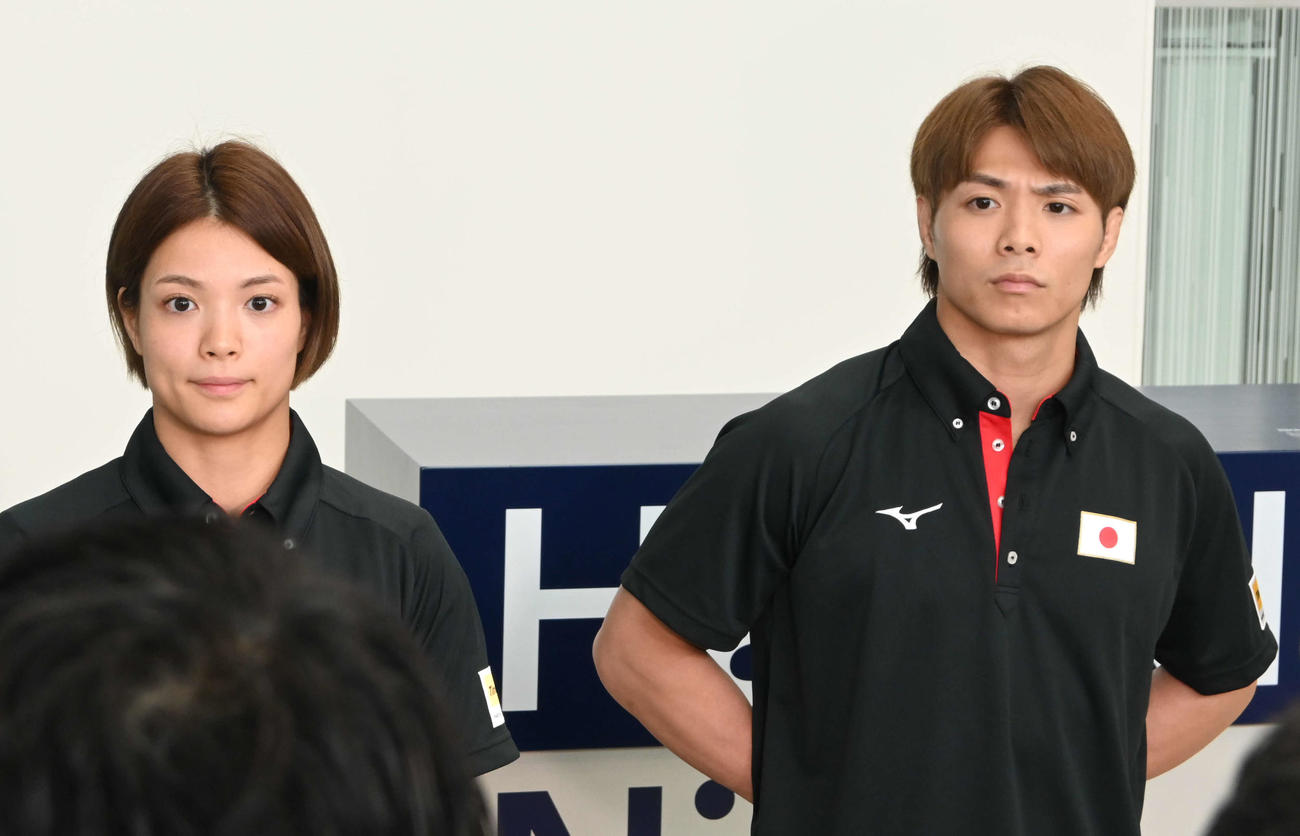 阿部一二三と詩（2025年6月撮影）