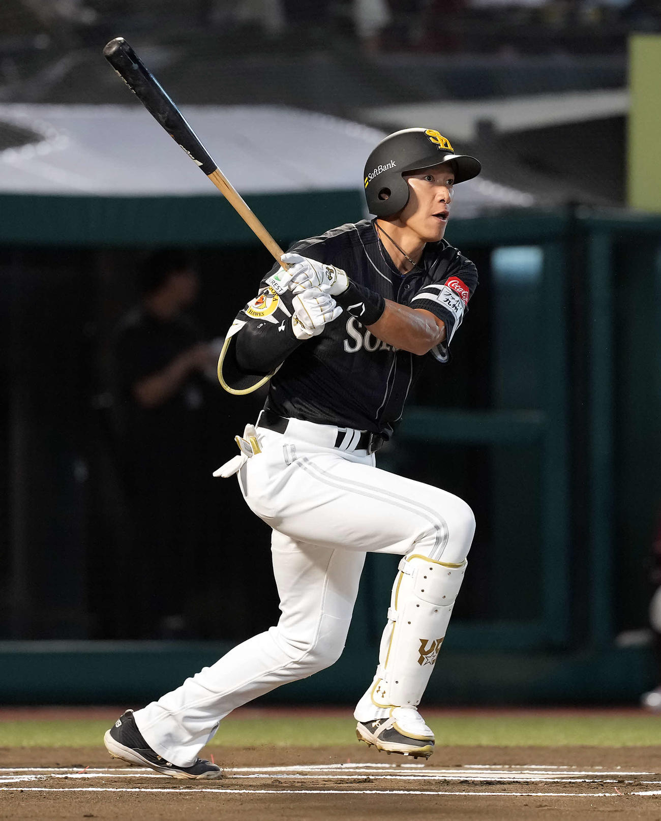 楽天対ソフトバンク　1回表ソフトバンク無死、右前二塁打を放った柳田（撮影・たえ見朱実）