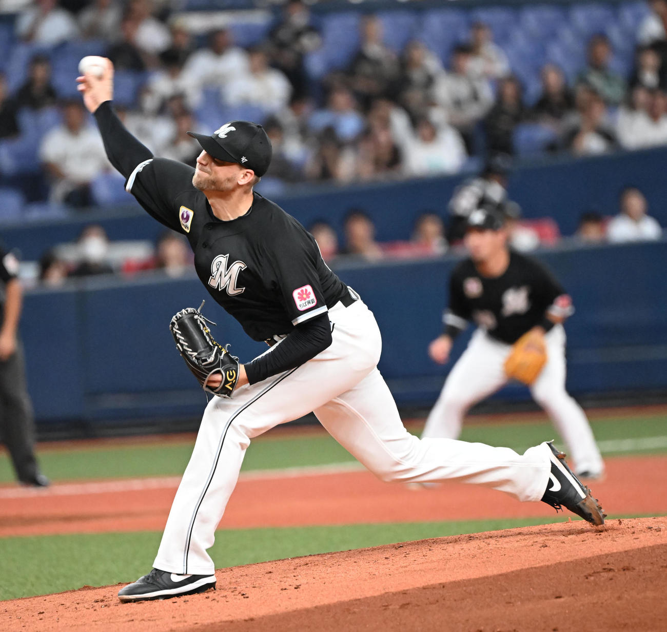 オリックス対ロッテ　先発するロッテ・ボス（撮影・和賀正仁）