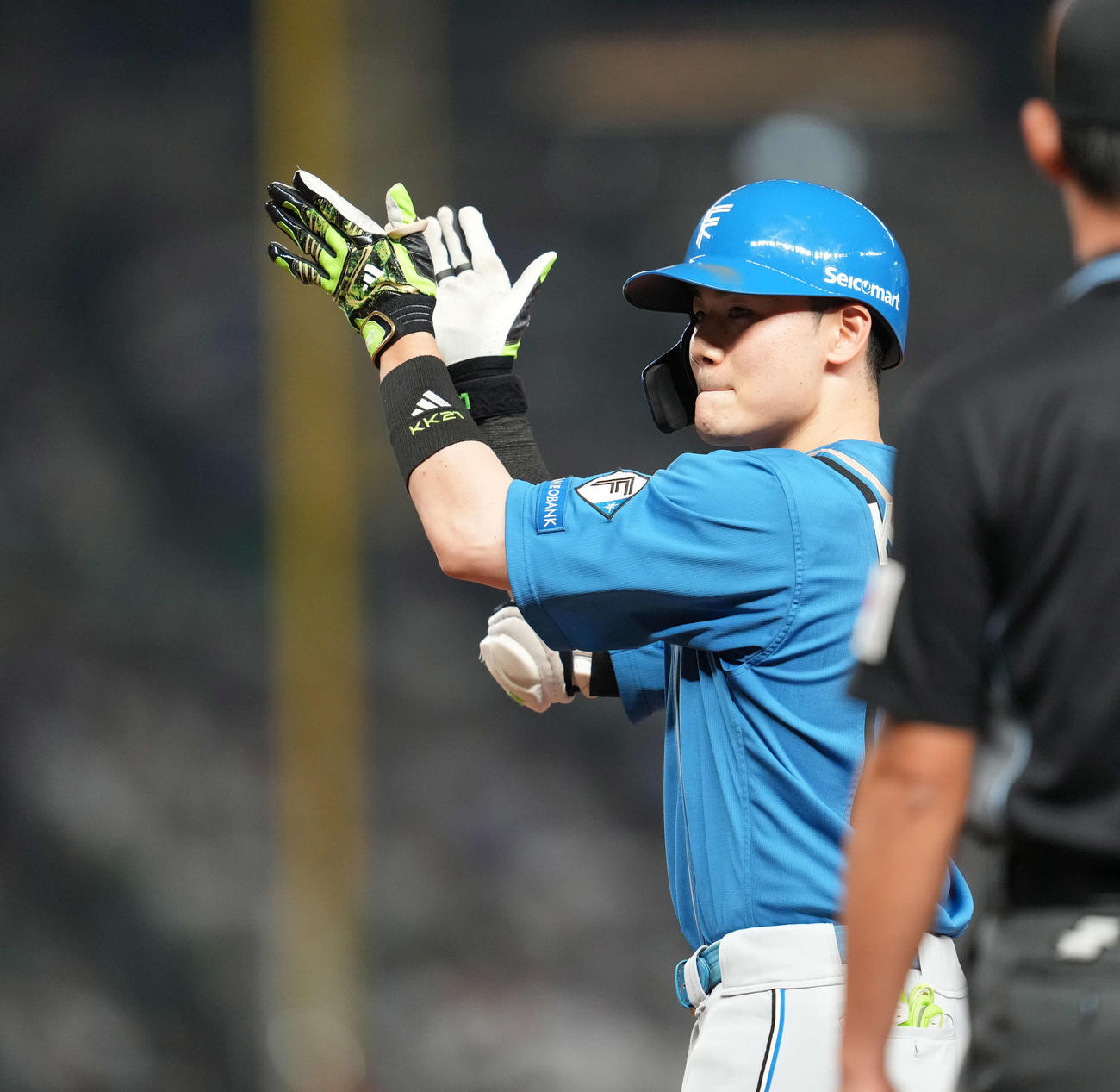 西武対日本ハム　3回表日本ハム1死満塁、2点適時打を放つ清宮幸（撮影・井上学）