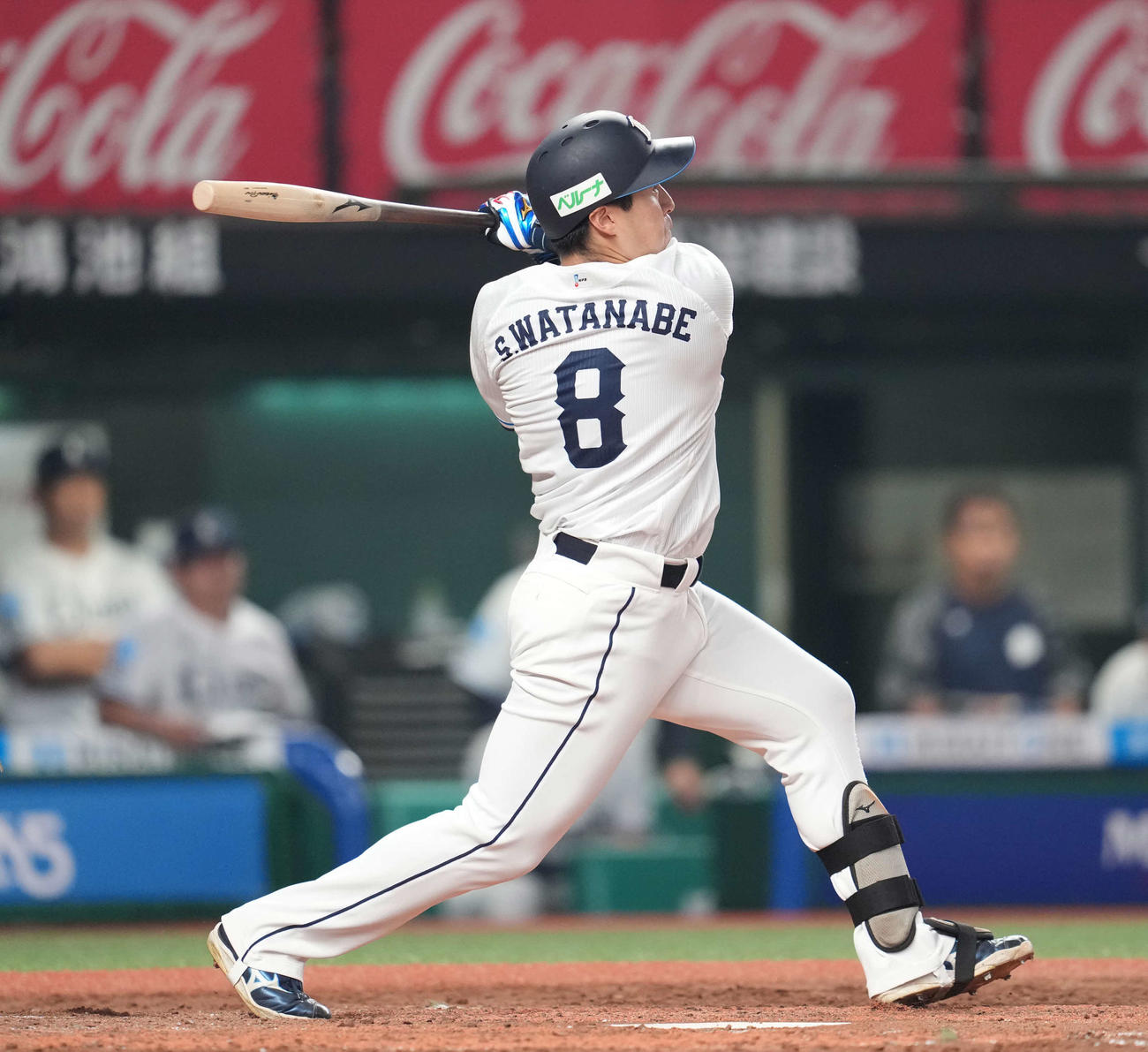 西武対日本ハム　3回裏西武1死、中越え本塁打を放つ渡部聖（撮影・井上学）