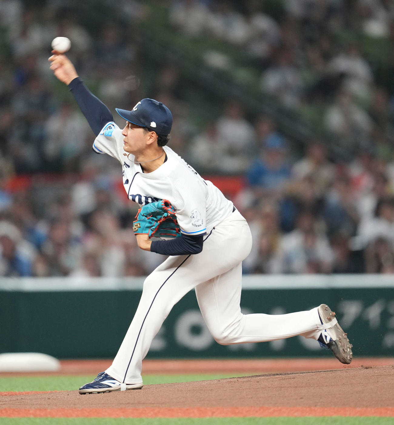西武対日本ハム　力投する西武先発の篠原（撮影・井上学）