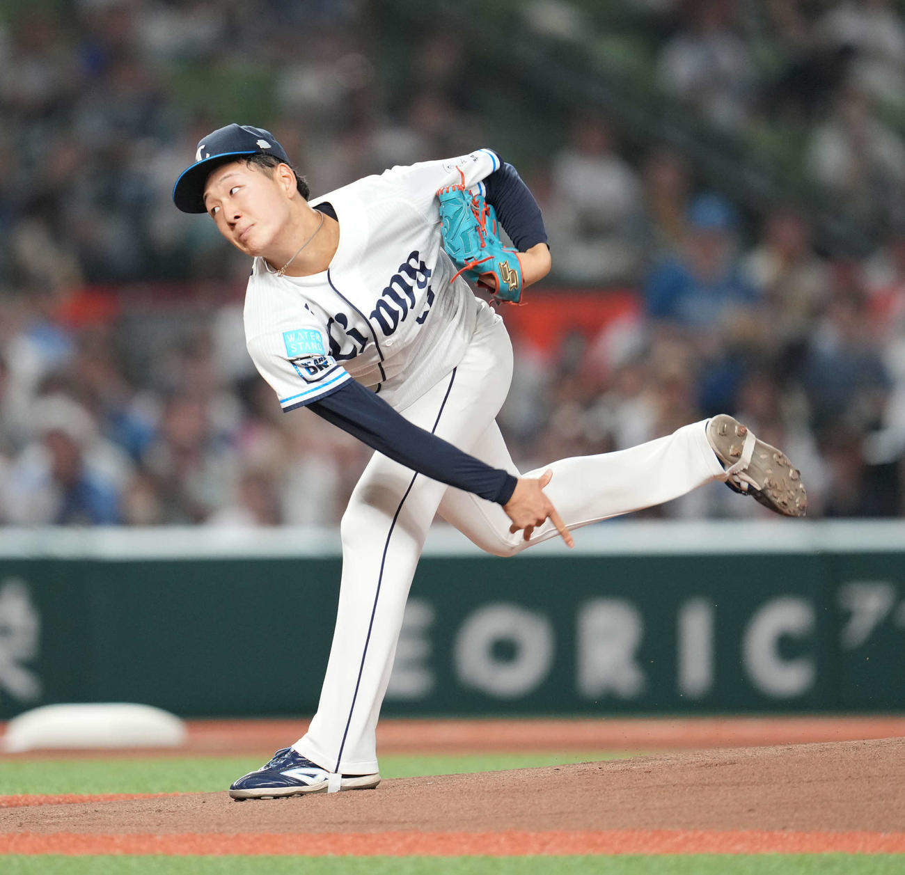 西武対日本ハム　力投する西武先発の篠原（撮影・井上学）