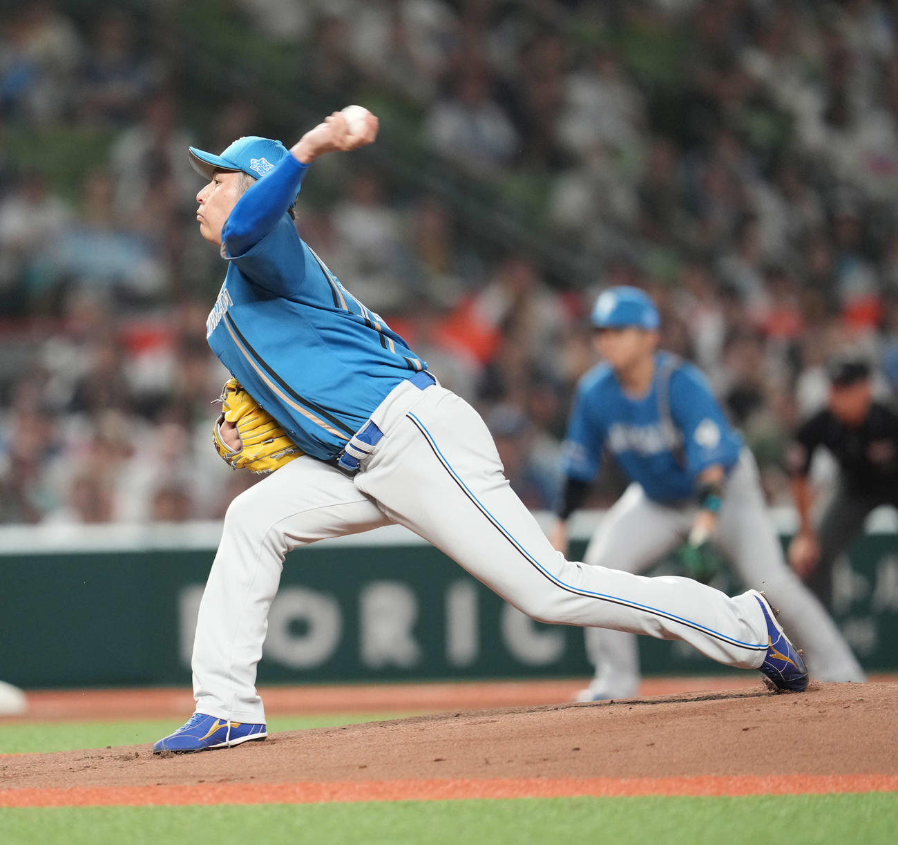 西武対日本ハム　力投する日本ハム先発の加藤貴（撮影・井上学）