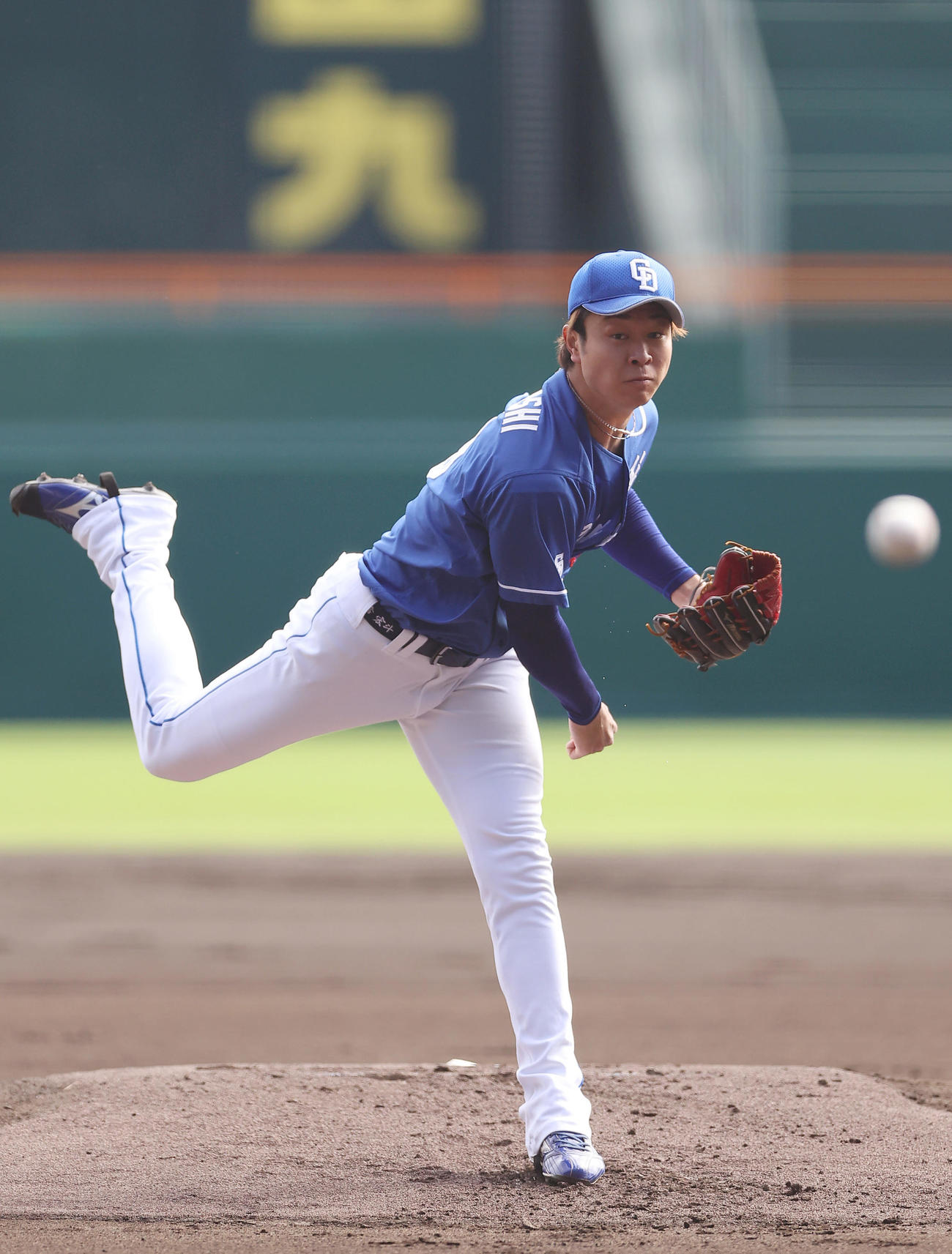 阪神対中日　力投する中日先発の高橋宏（撮影・前田充）
