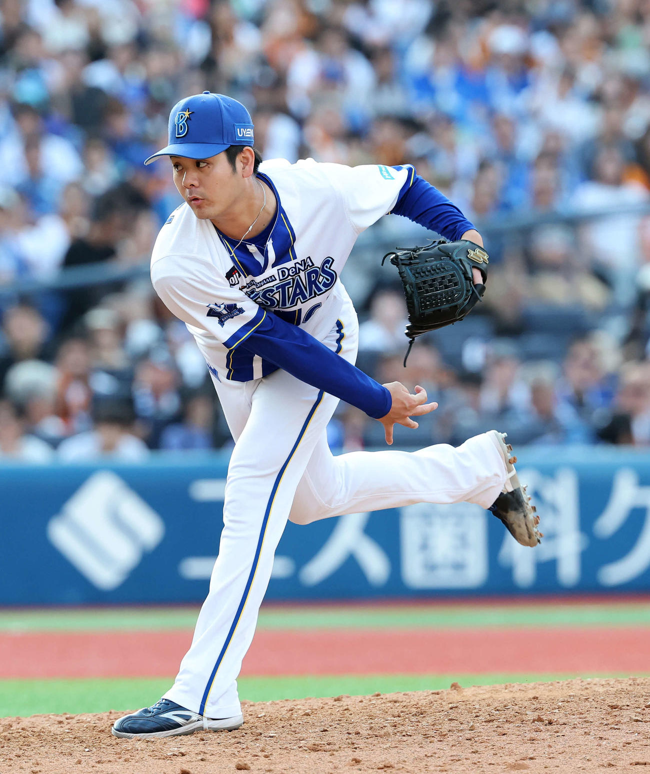 DeNA対巨人　力投するDeNA2番手の宮城（撮影・鈴木正人）