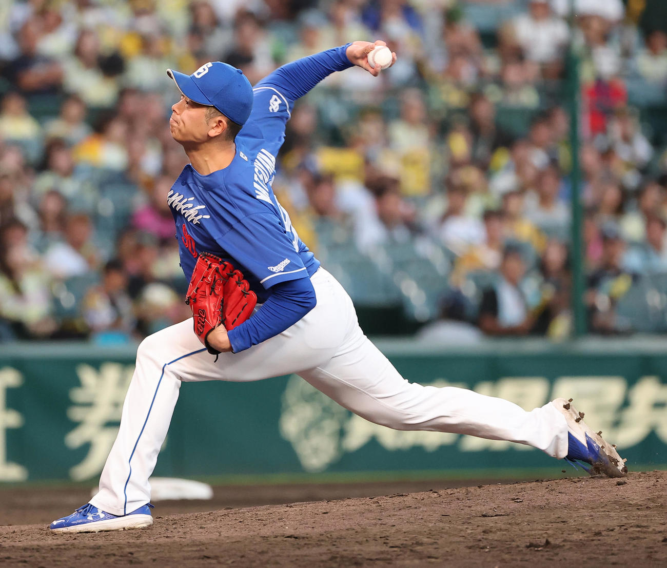 阪神対中日　中日5番手の松山（撮影・上田博志）