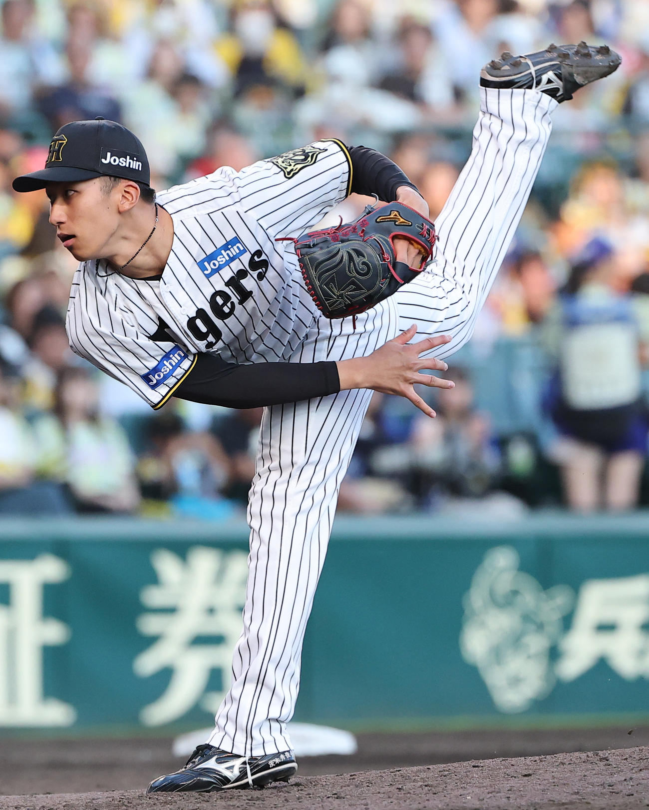 阪神対中日　阪神3番手の茨木（撮影・上田博志）