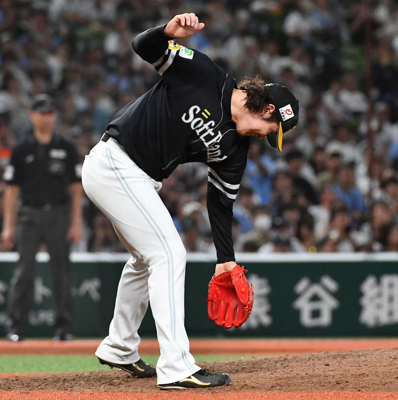 西武対ソフトバンク　最終回を締めてリーグ優勝を決めた杉山（撮影・岩下翔太）