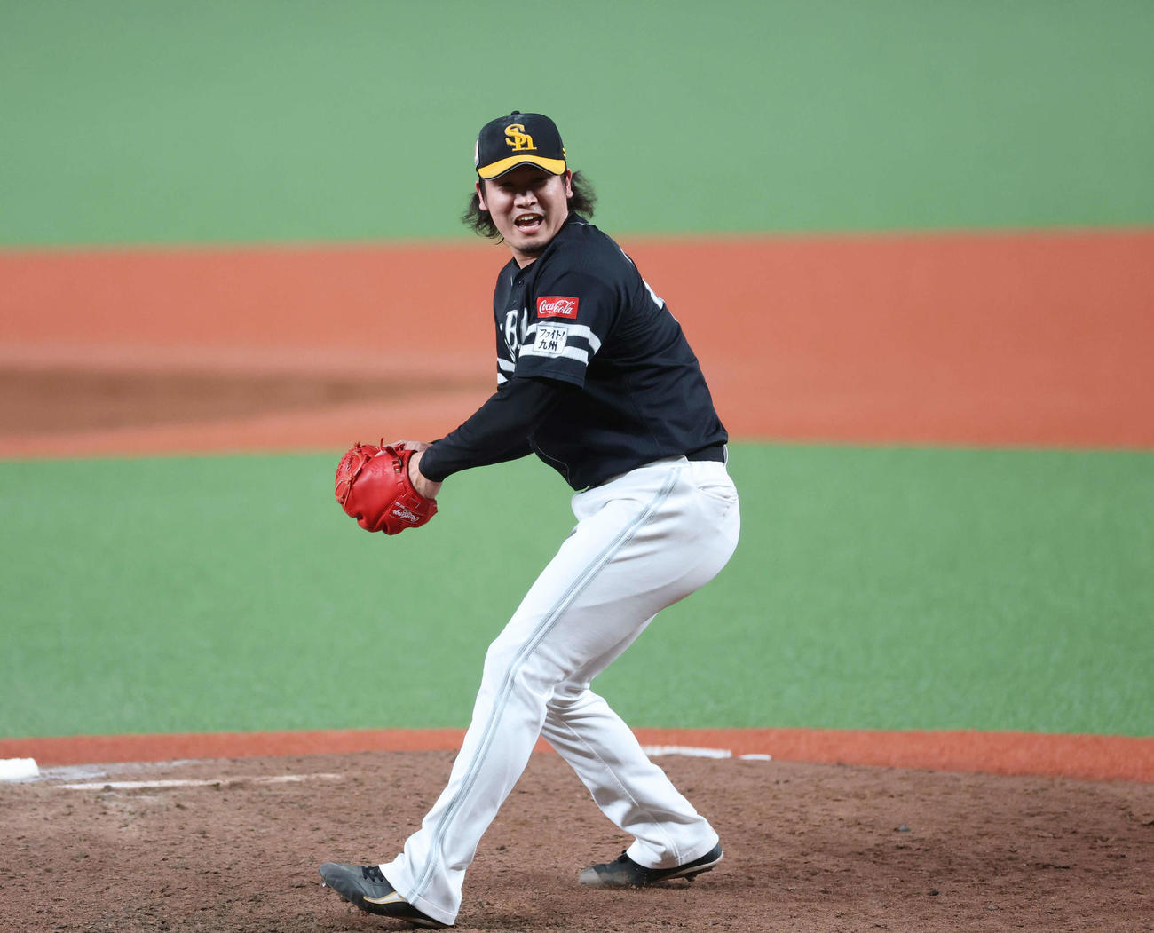 西武対ソフトバンク　試合が終了し笑顔を見せるソフトバンク杉山（撮影・増田悦実）