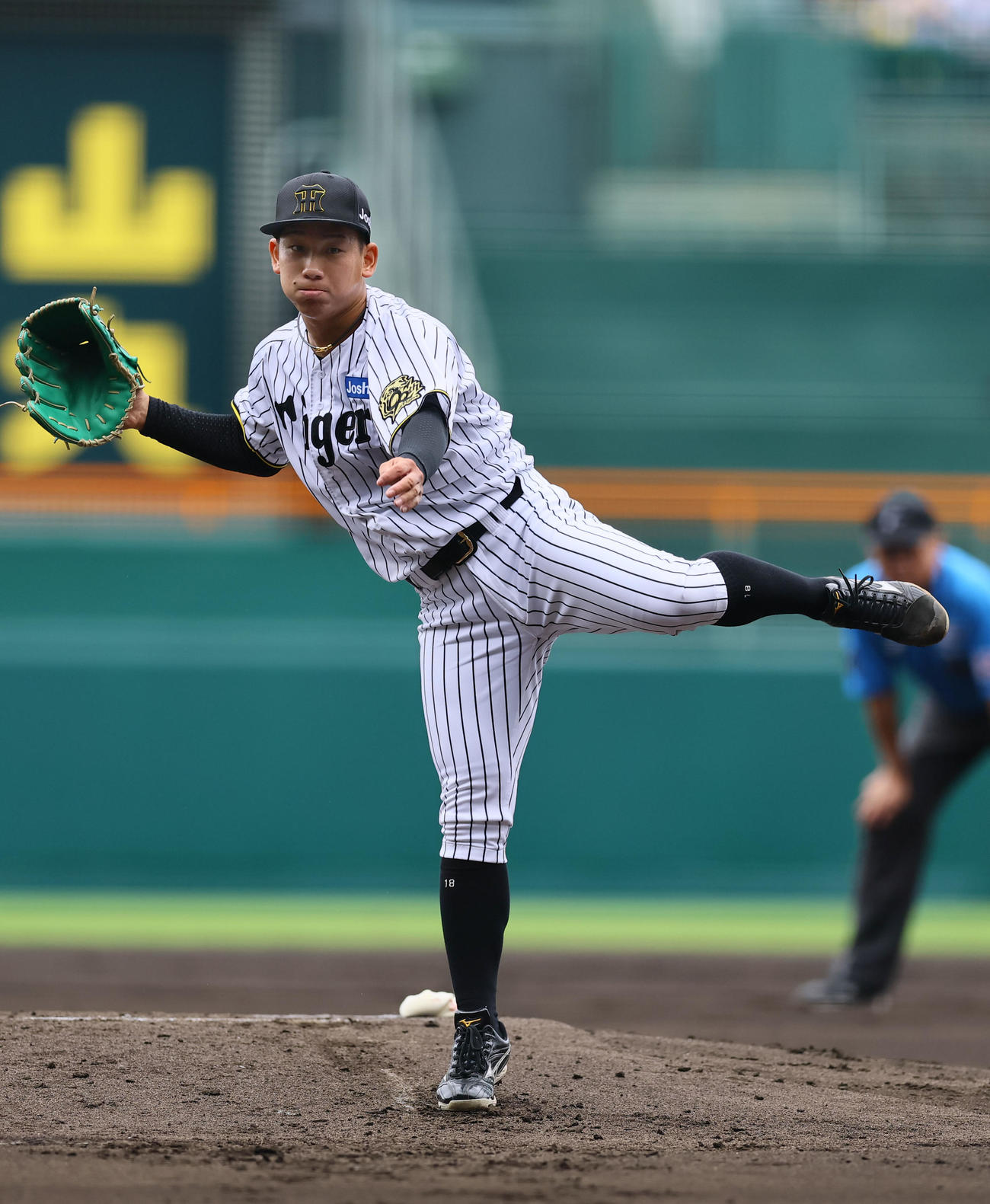 阪神対中日　阪神先発の伊原（撮影・藤尾明華）
