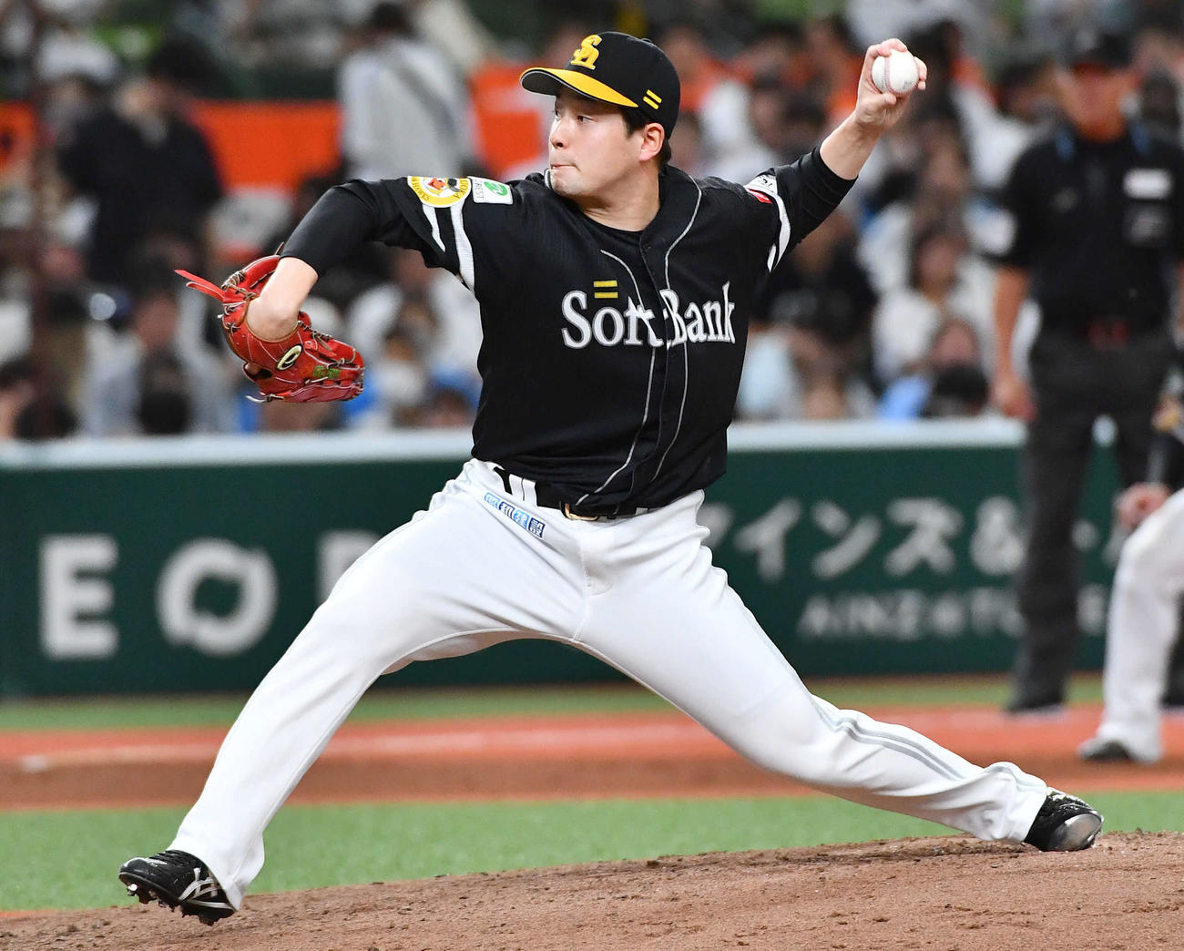 西武対ソフトバンク　6回裏から登板した、ソフトバンク2番手の大江（撮影・岩下翔太）