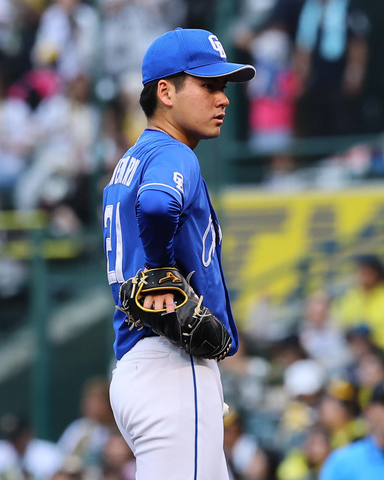 阪神対中日　6回裏阪神2死三塁、ヘルナンデスに右前適時打を許した金丸（撮影・藤尾明華）