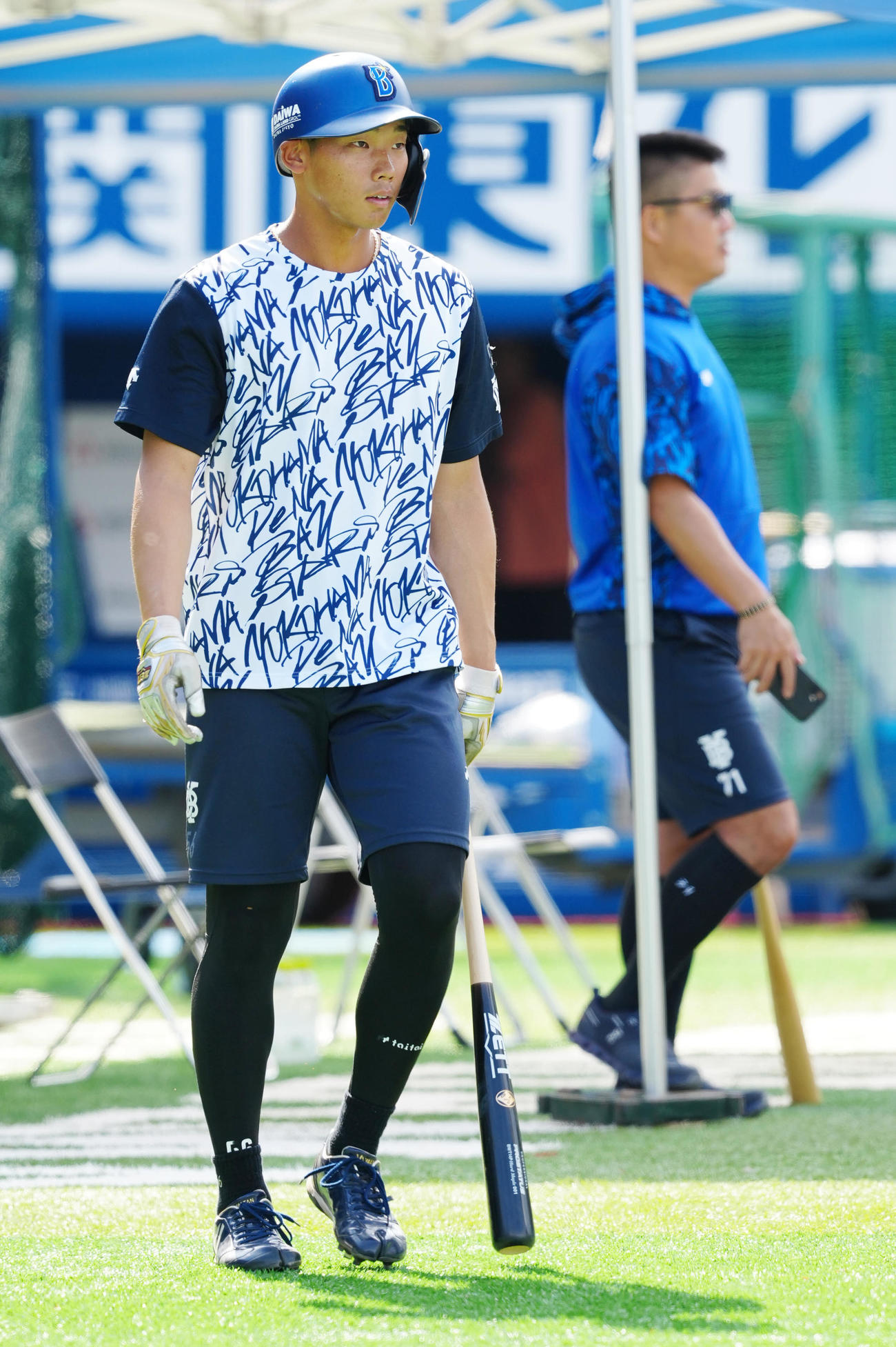 DeNA対ヤクルト　試合前練習に臨むDeNA田内（撮影・江口和貴）
