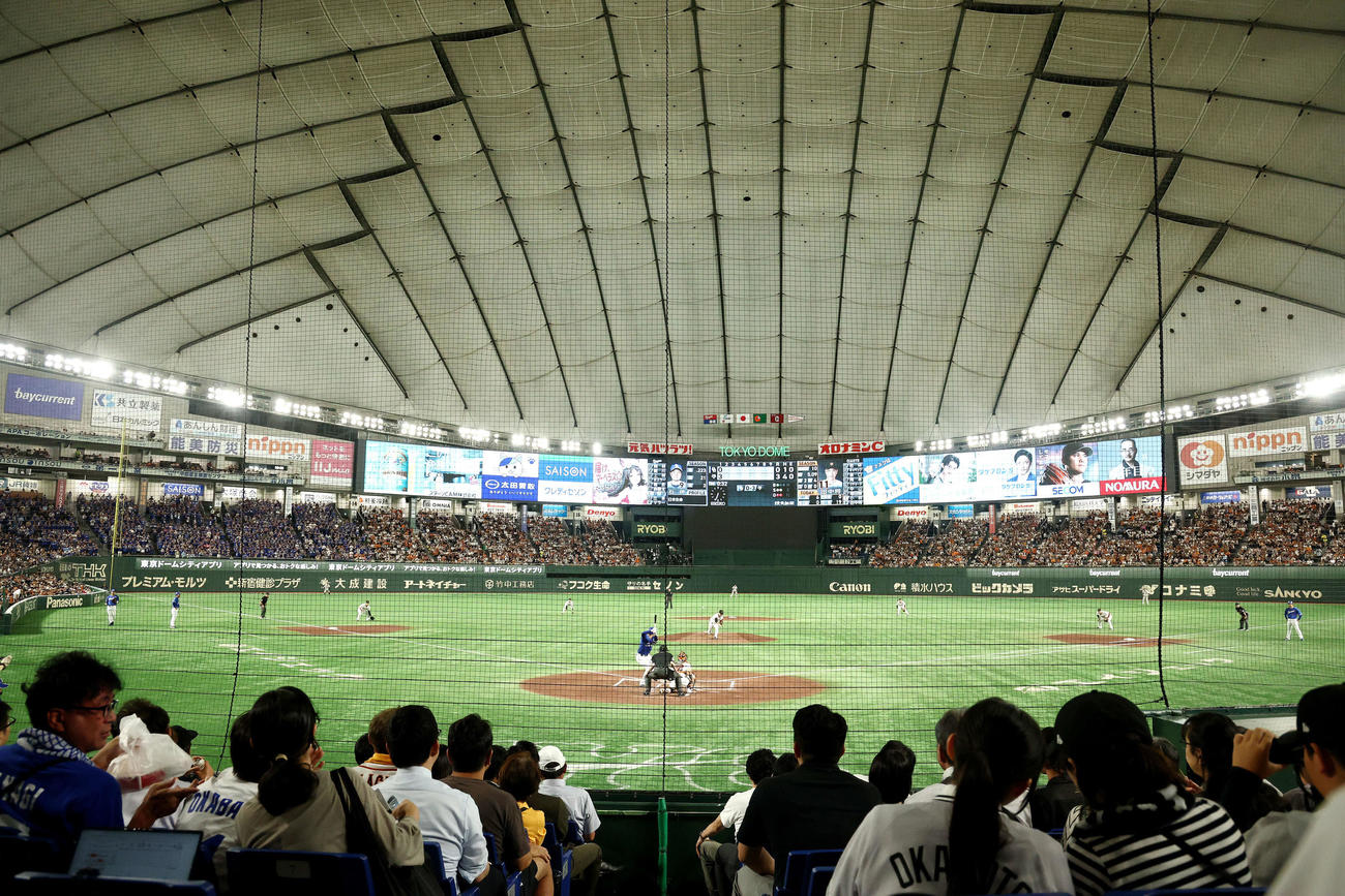 巨人対中日　2回表、力投する田中将（撮影・河田真司）