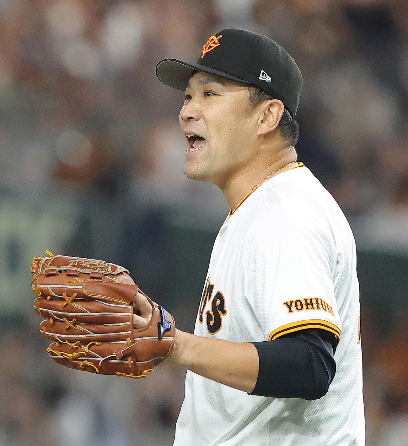 巨人対中日　6回表中日2死、福永を三ゴロに抑える田中将（撮影・河田真司）