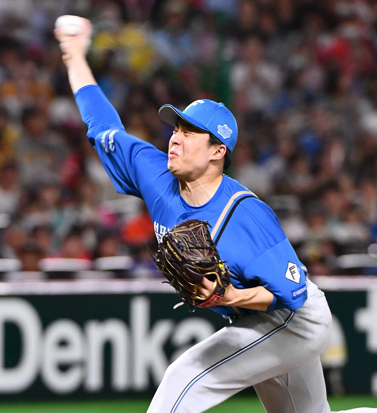 ソフトバンク対日本ハム　9回裏から登板した、日本ハム6番手の田中（撮影・岩下翔太）