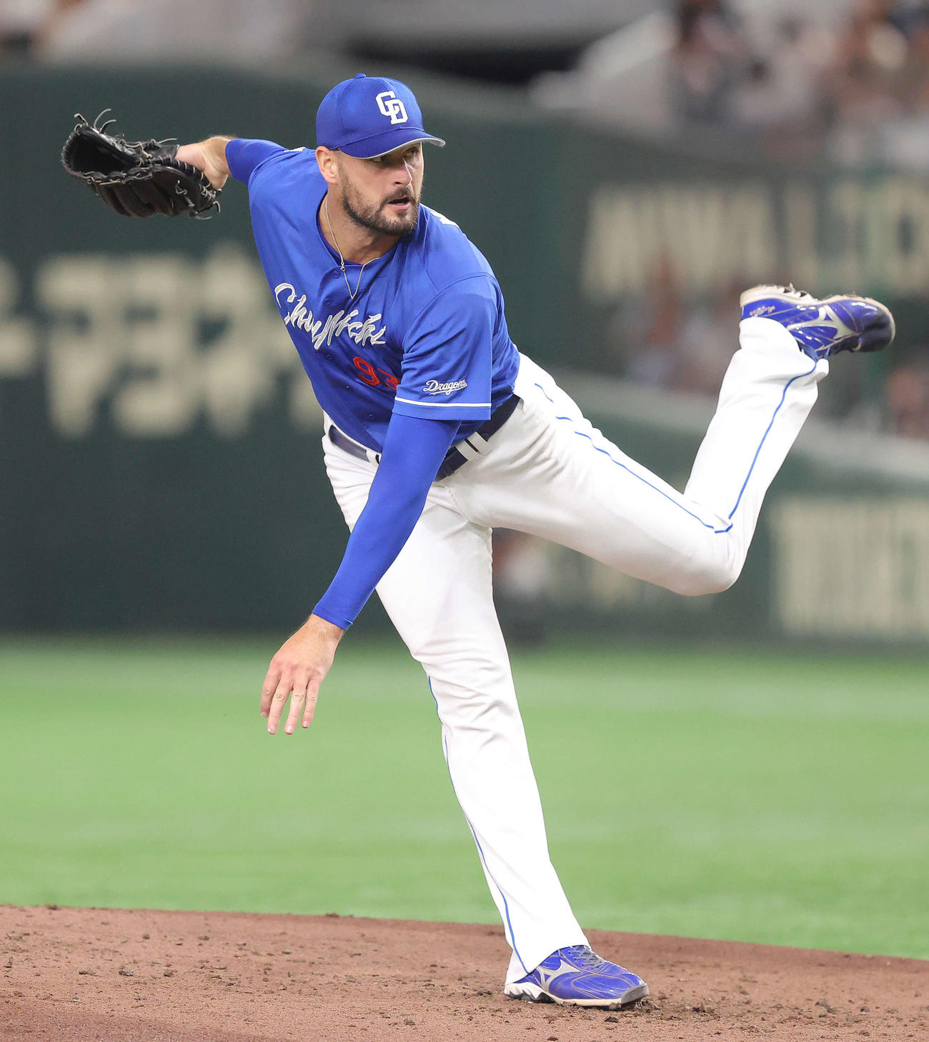 巨人対中日　2回裏、力投するマラー（撮影・河田真司）