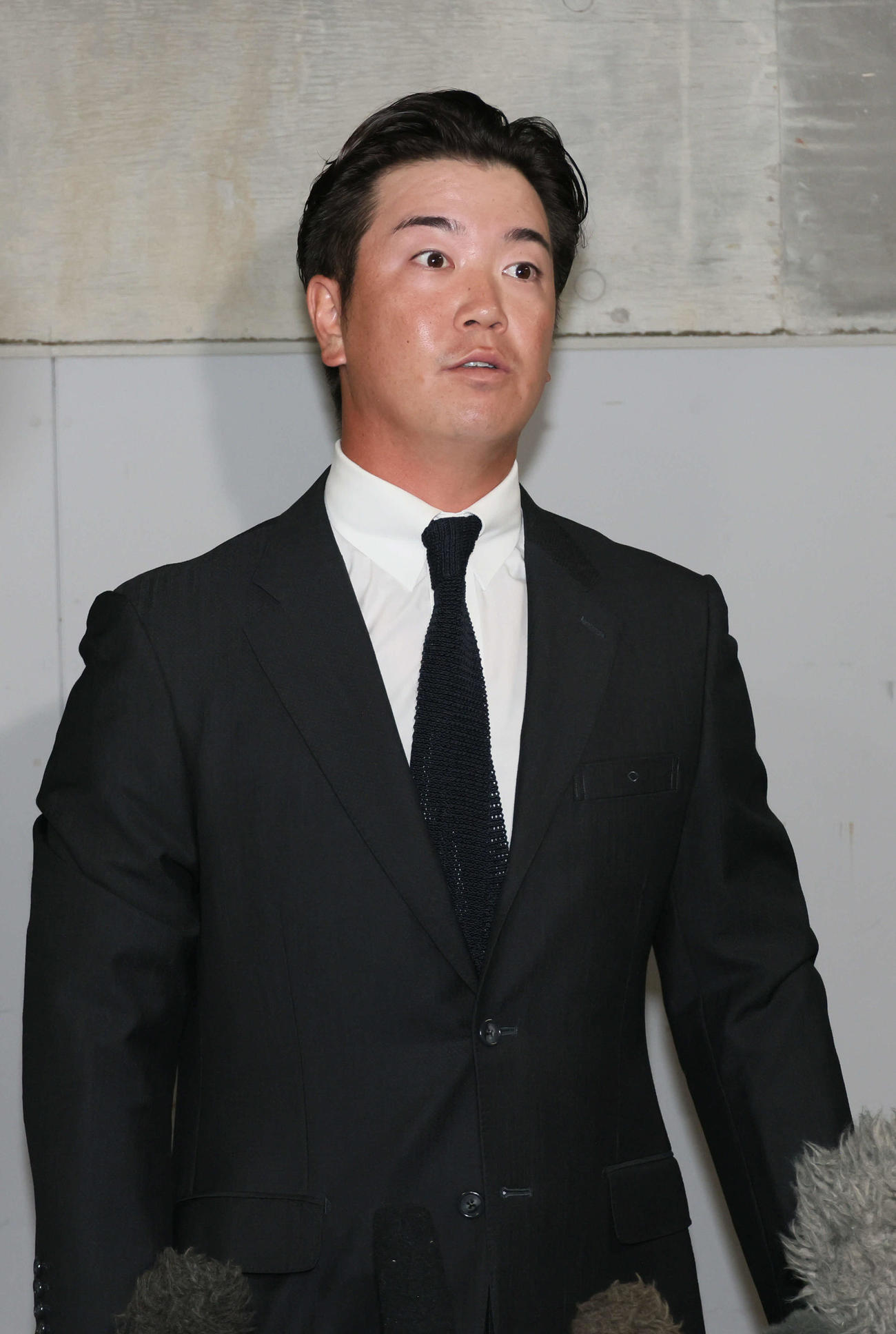 戦力外通告された広島中村健（撮影・加藤孝規）