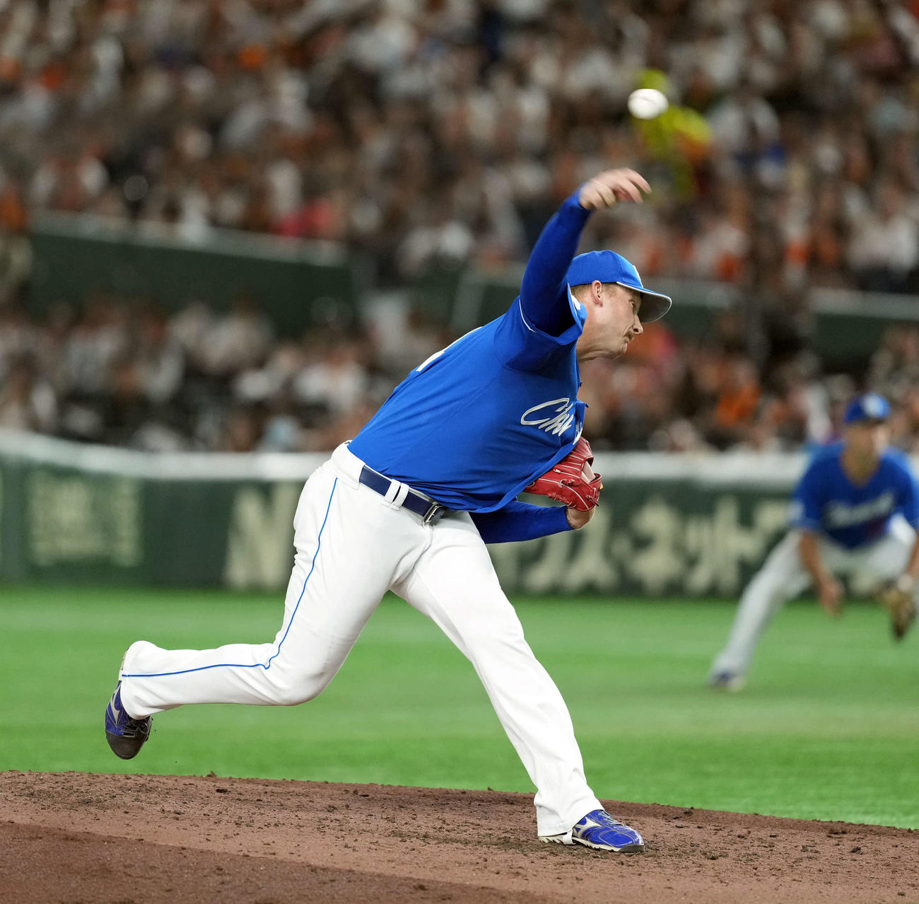 巨人対中日　5回からマウンドに上がった中日ウォルターズ（撮影・たえ見朱実）