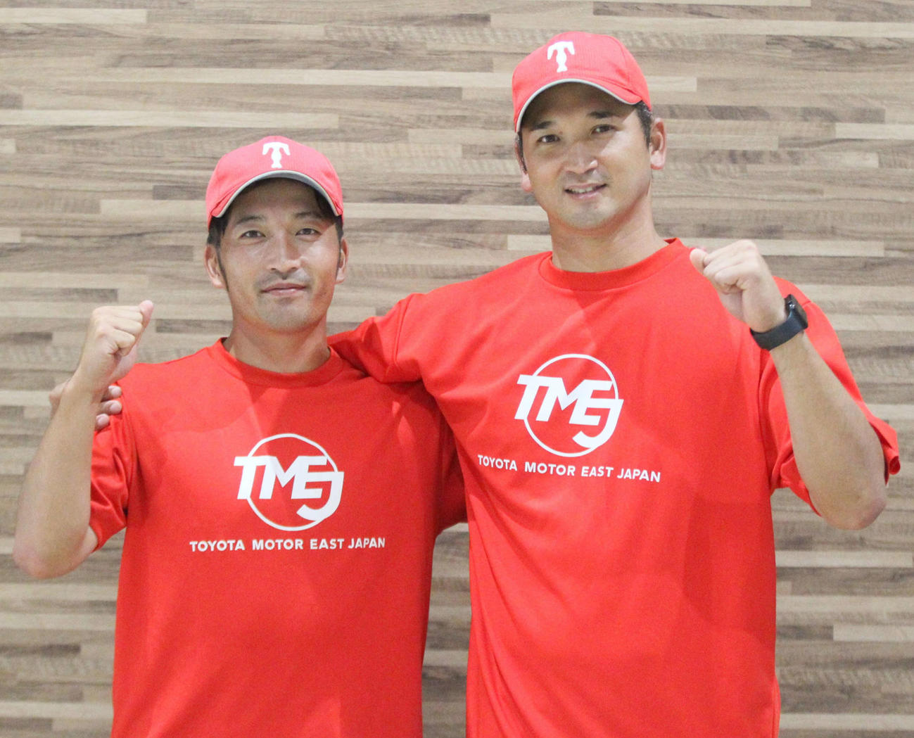 日本選手権東北予選に意気込むトヨタ自動車東日本・大谷監督（右）と中里（撮影・高橋香奈）