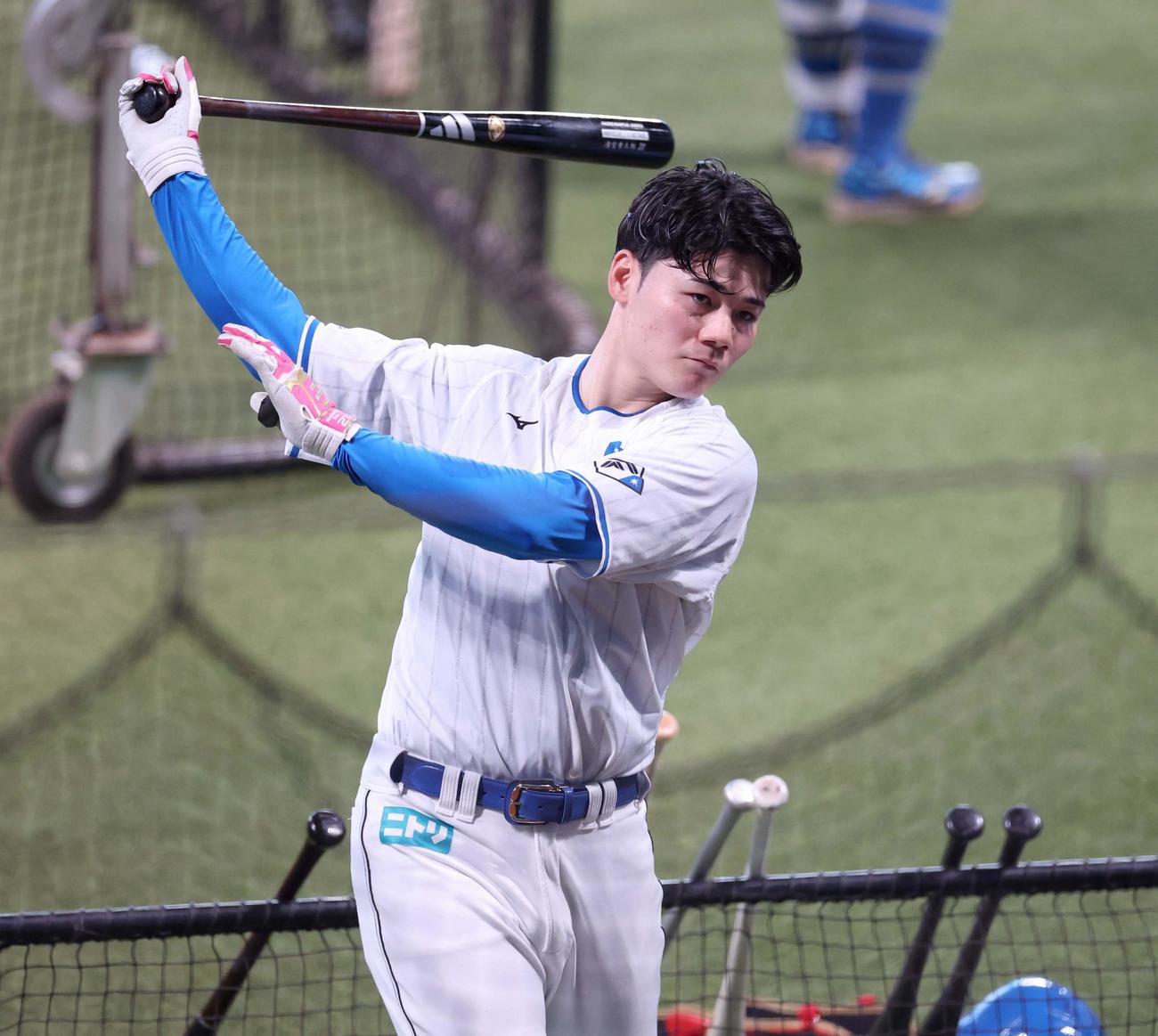 ティー打撃する日本ハム清宮幸（撮影・黒川智章）