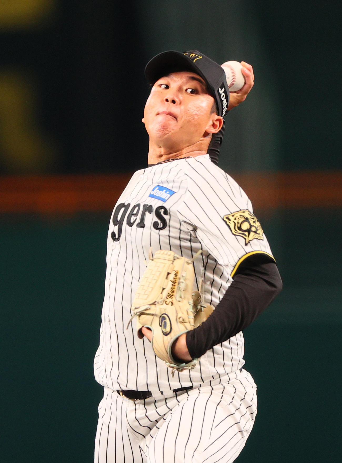 阪神対ヤクルト　阪神先発の村上（撮影・上山淳一）