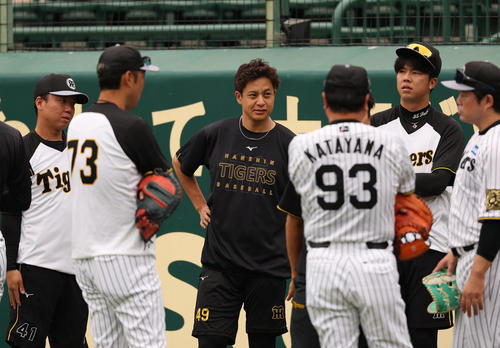 阪神】藤川球児監督、全日程一夜明け全体練習「普段と一緒。昨日は